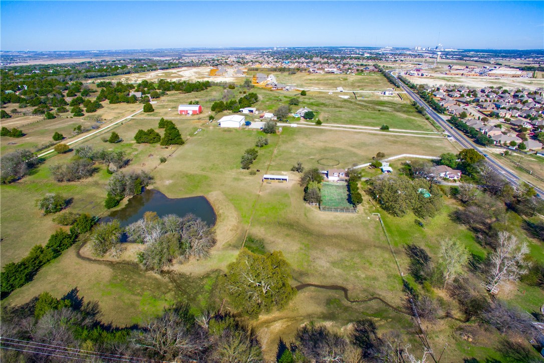 Property photo 02 of 3051 FM 663, Midlothian, TX 76065 | MLS #13953736