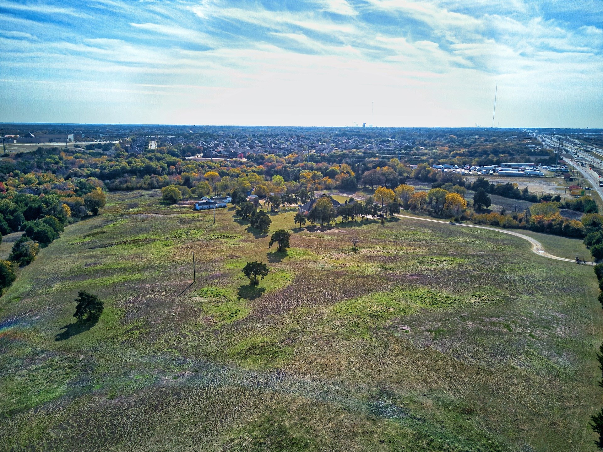Property photo 04 of 1318 N J Elmer Weaver Freeway, Cedar Hill, TX 75104 | MLS #14221572