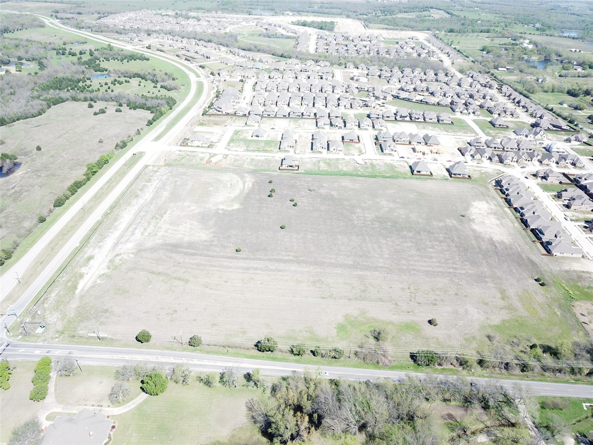 Property photo 02 of 1 John King Boulevard, Rockwall, TX 75032 | MLS #14315031