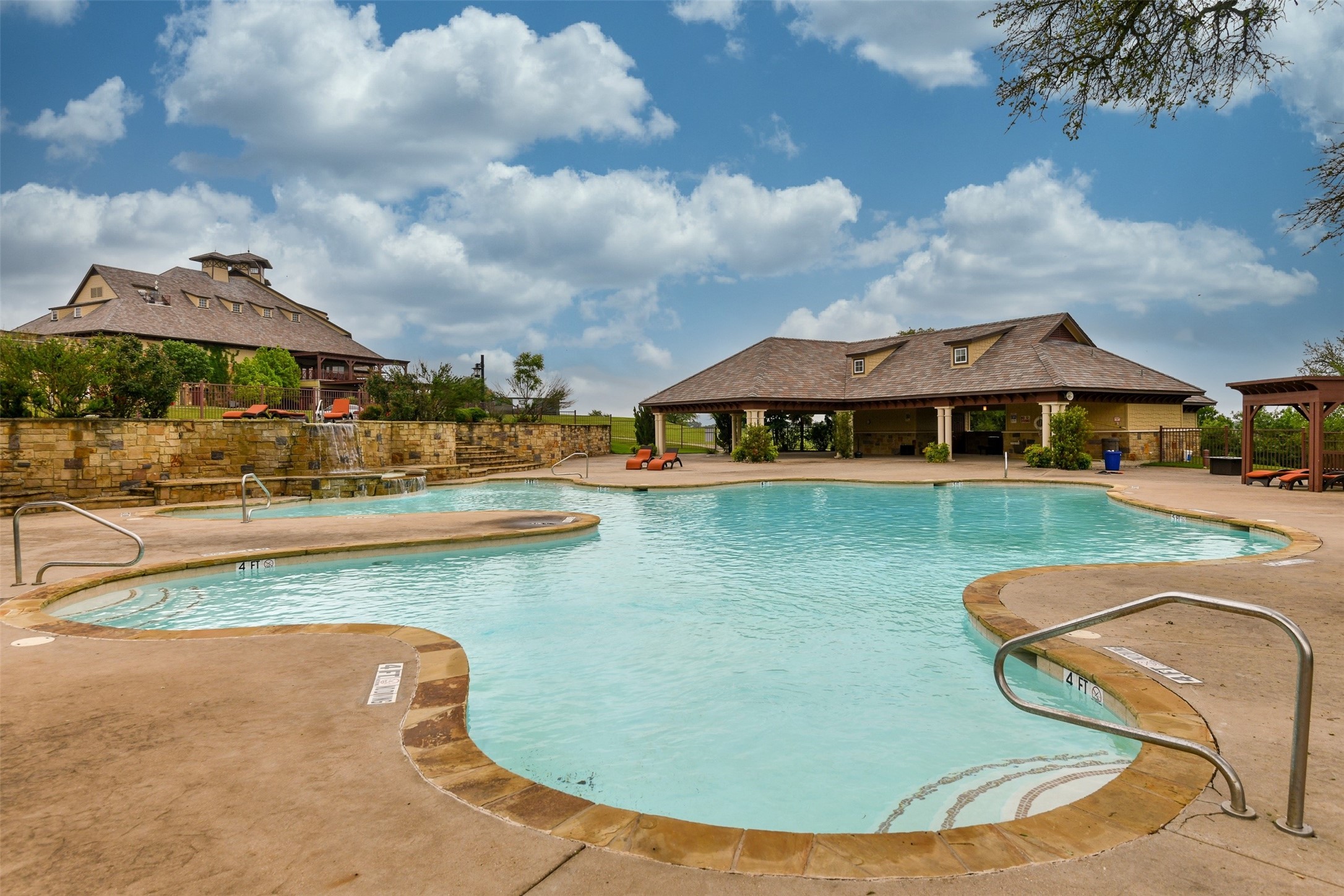 8001 SCOTSCRAIG Drive, Cleburne, TX, 76033