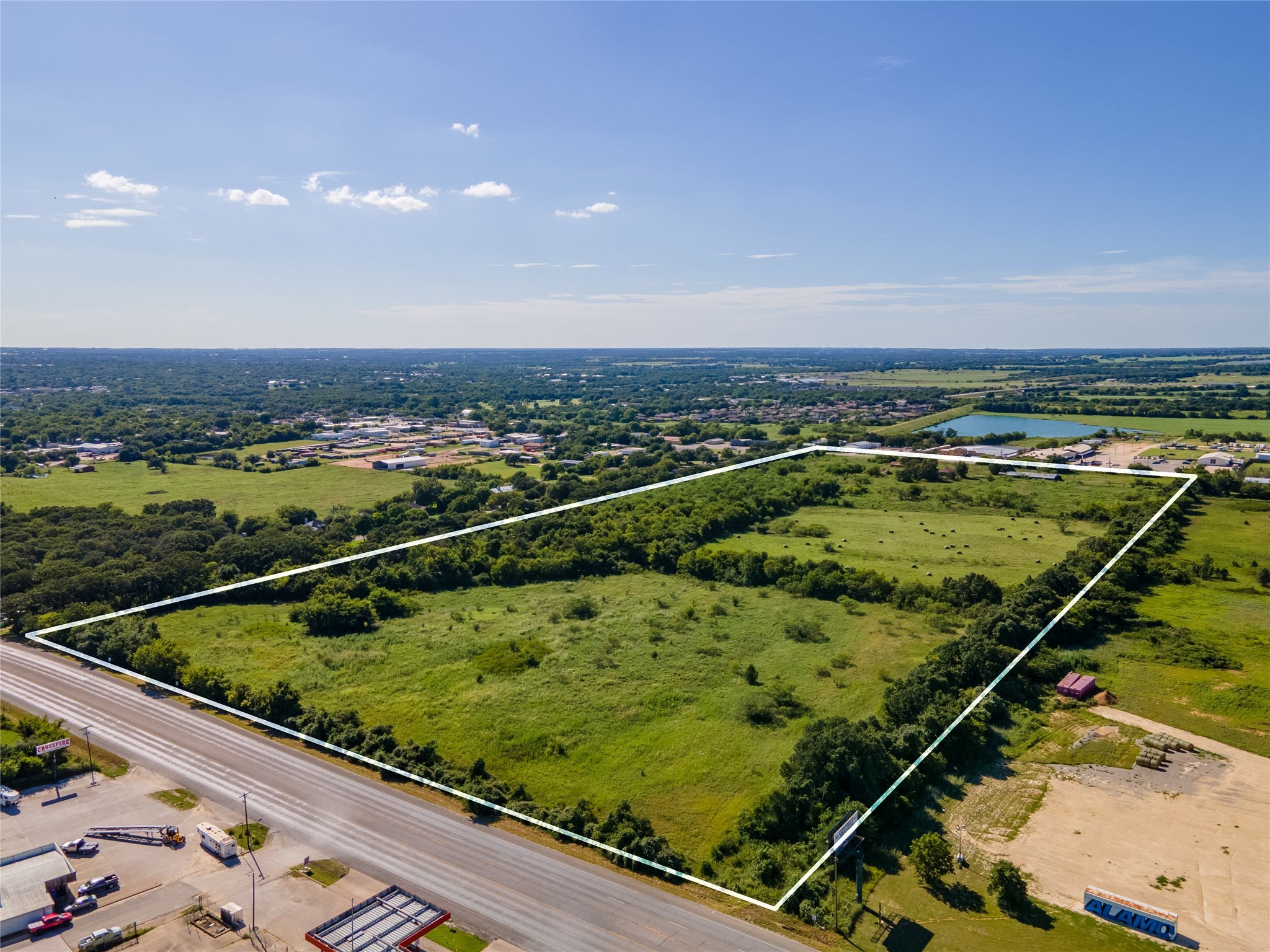 Property photo 01 of 1866 E Washington Street, Stephenville, TX 76401 | MLS #14655558