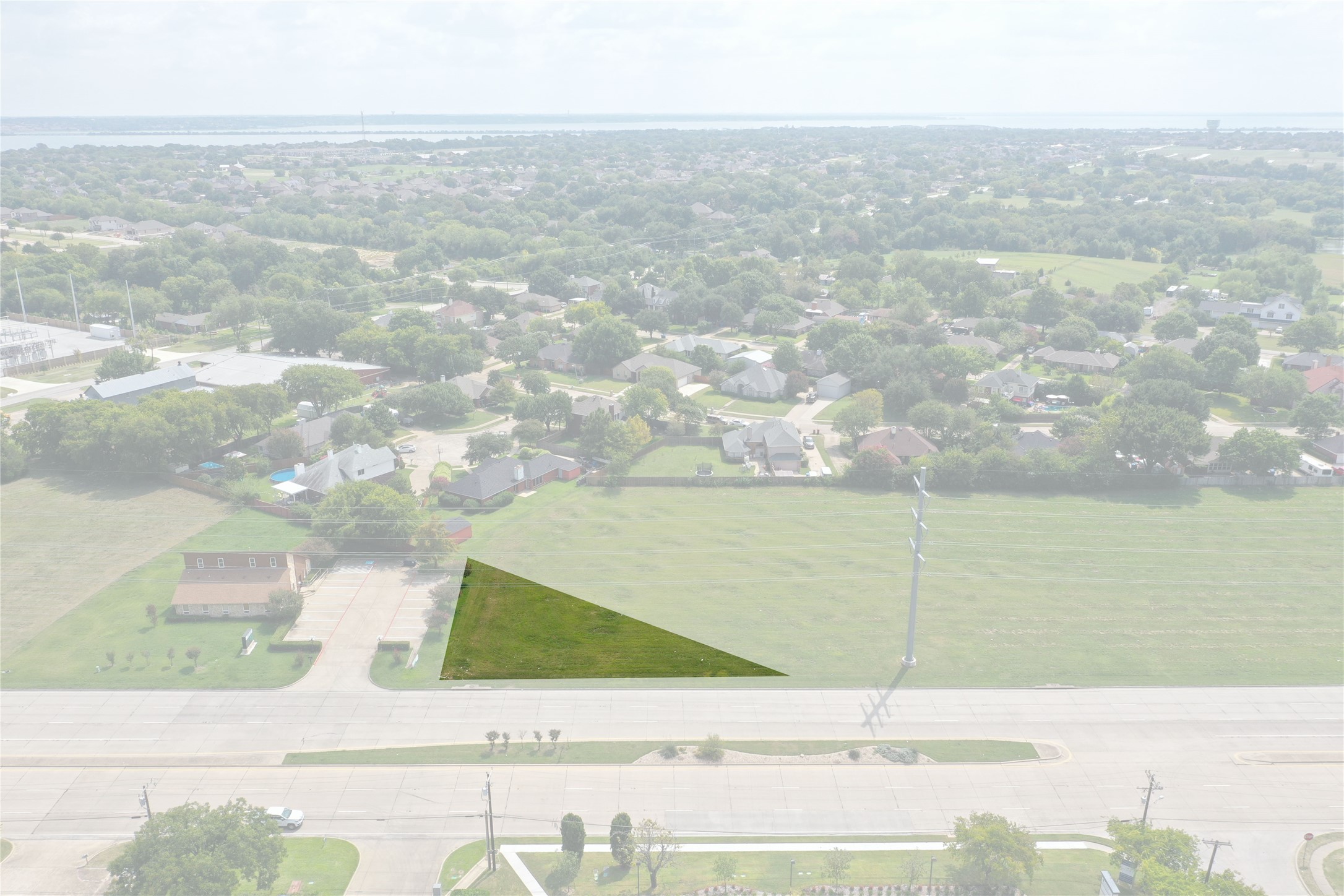 Property photo 01 of 7200 Lakeview Parkway, Rowlett, TX 75088 | MLS #20101384