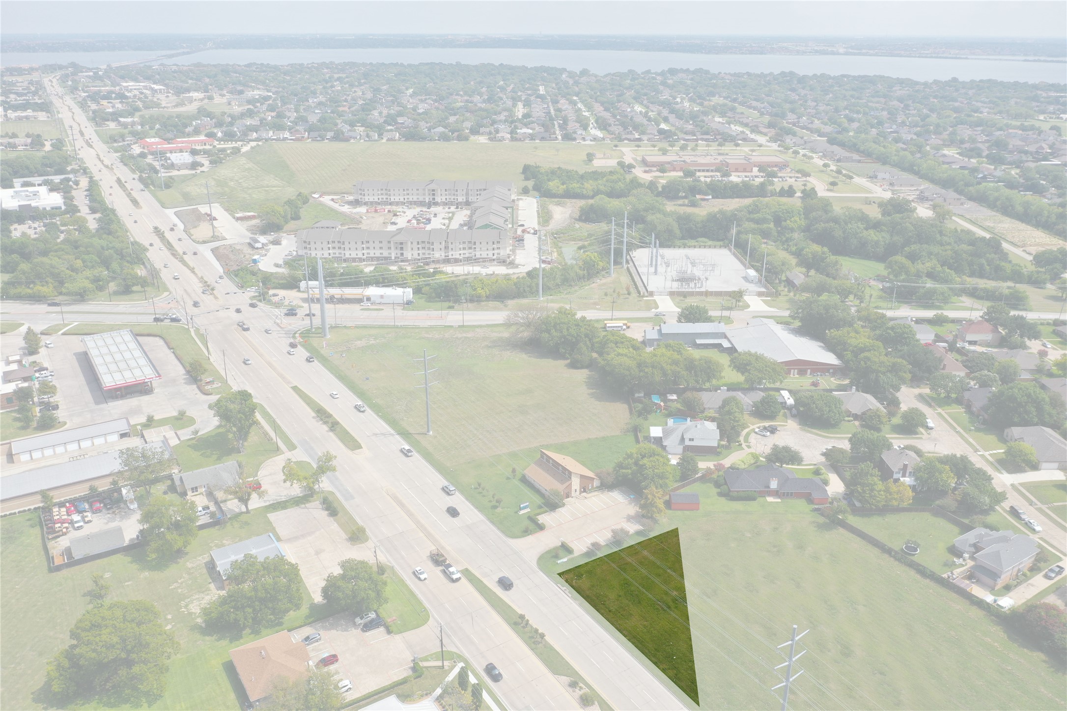 Property photo 04 of 7200 Lakeview Parkway, Rowlett, TX 75088 | MLS #20101384