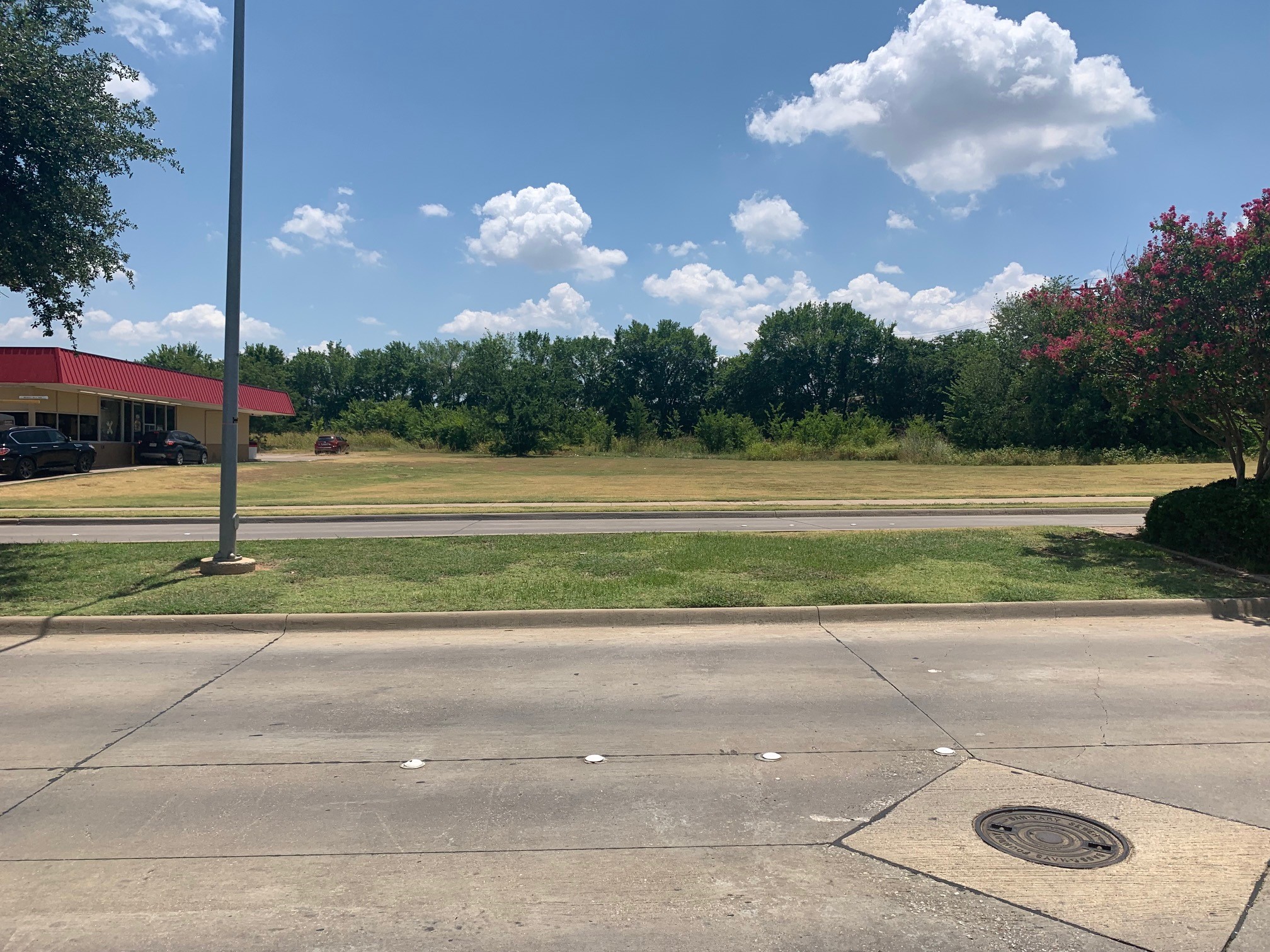 1010 E Broad Street, Mansfield, TX, 76063