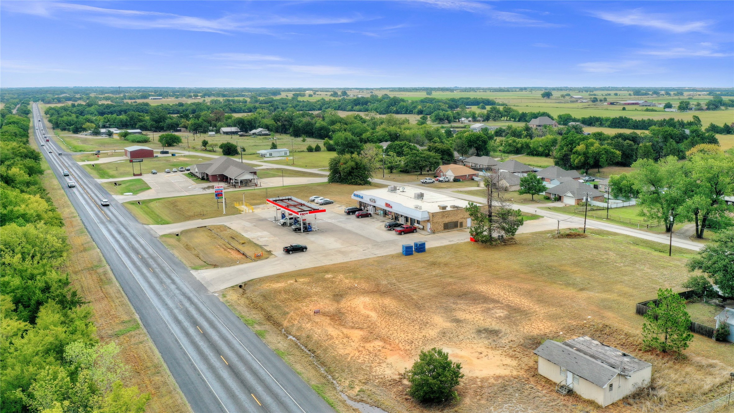 Property photo 02 of TBD N Main Street, Collinsville, TX 76233 | MLS #20153684