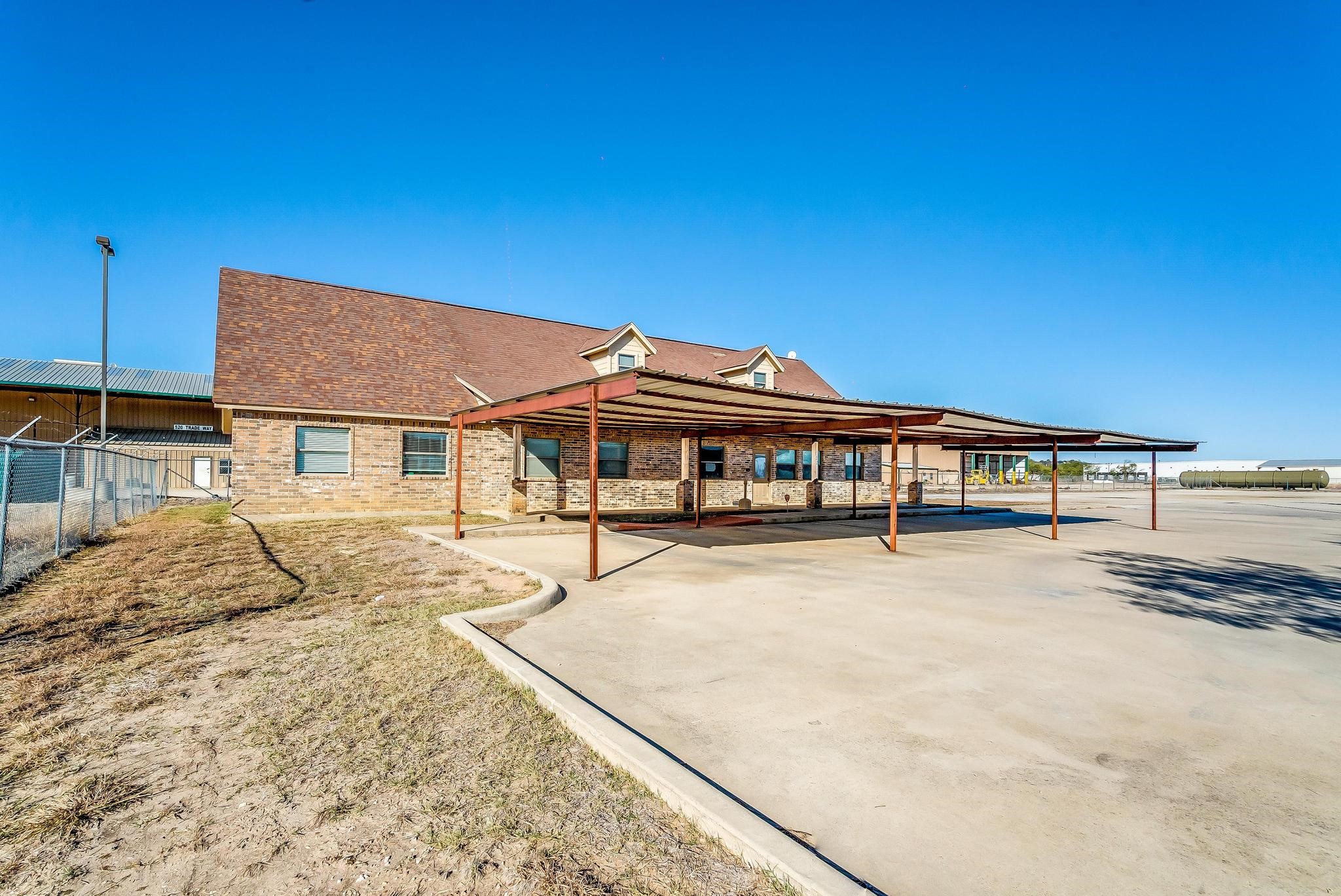 Property photo 03 of 520 Tradeway Drive Mineral, Wells, TX 76067 | MLS #20211001