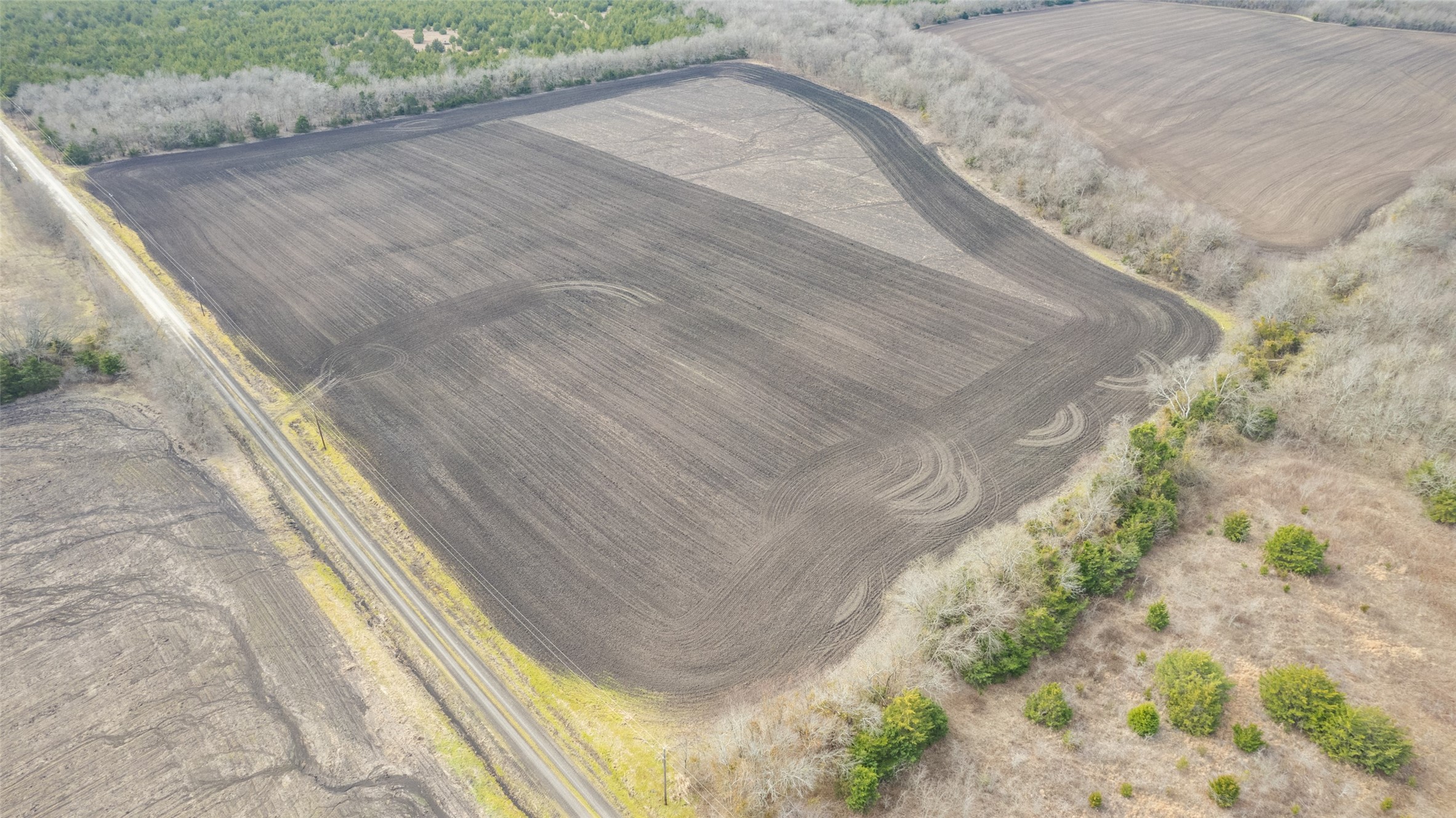 Property photo 01 of 17 acs County Rd 4907, Commerce, TX 75428 | MLS #20236043
