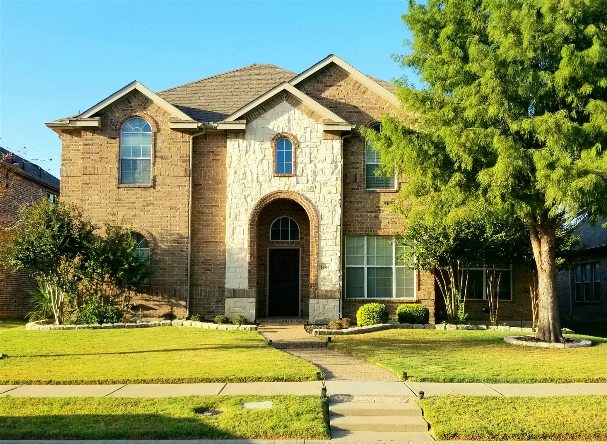 Property photo 01 of 1194 Polo Heights Drive, Frisco, TX 75033 | MLS #20268412
