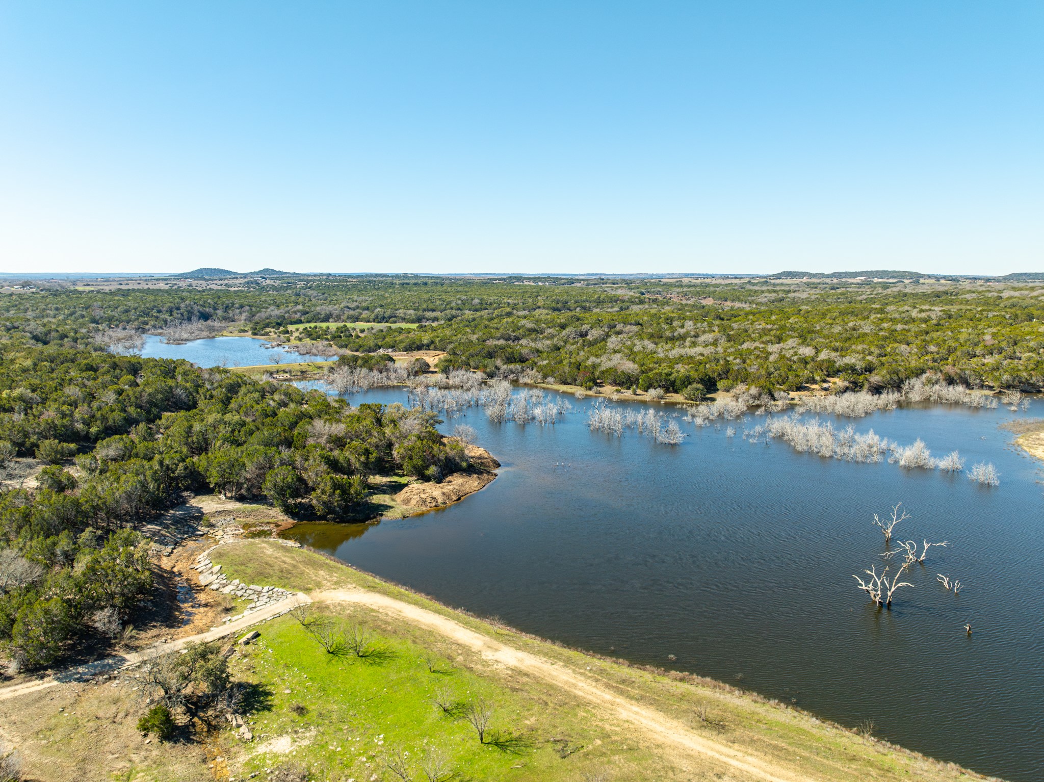 Property photo 04 of 7402 CR 137, Gatesville, TX 76528 | MLS #20552799