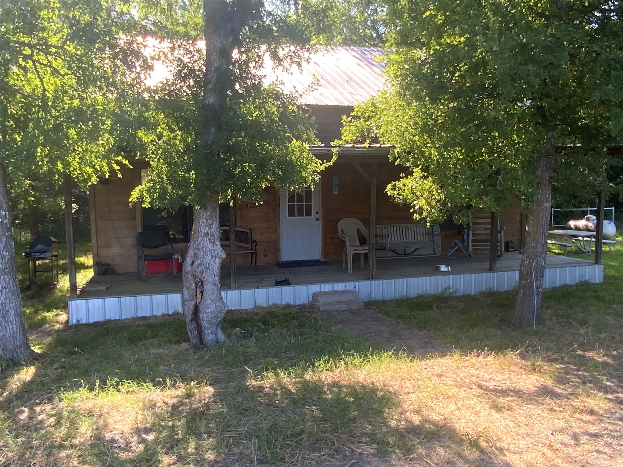 218 CR 2115, Klondike, TX, 75432