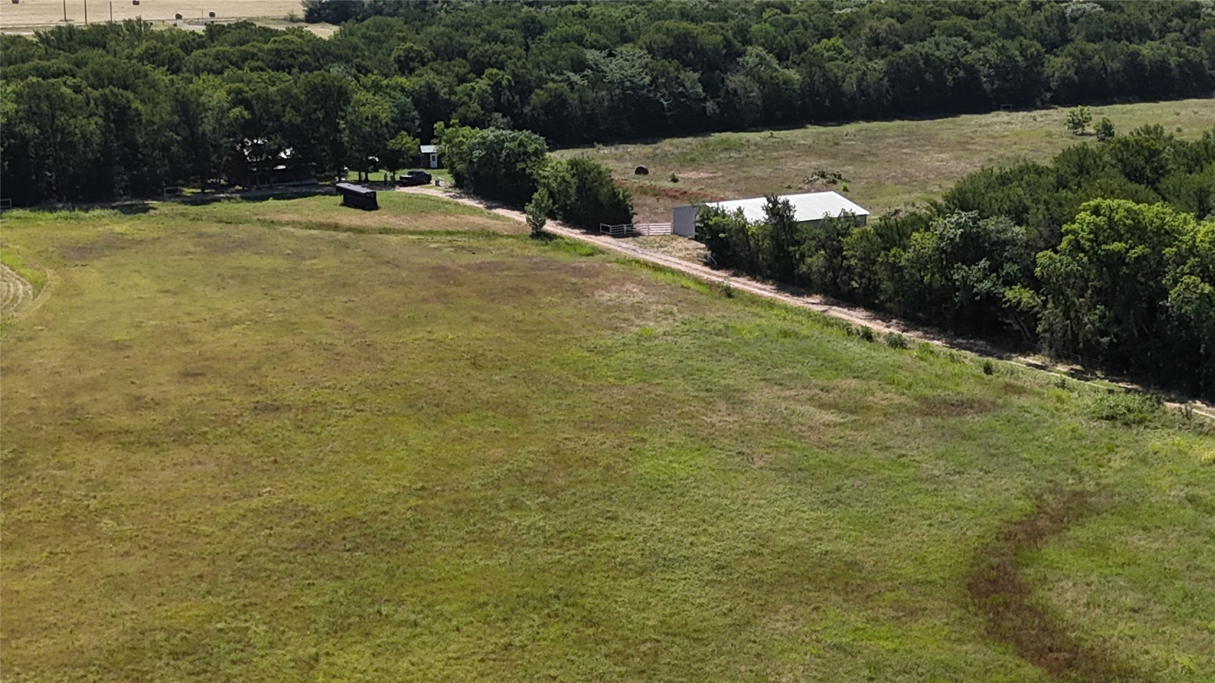 218 CR 2115, Klondike, TX, 75432