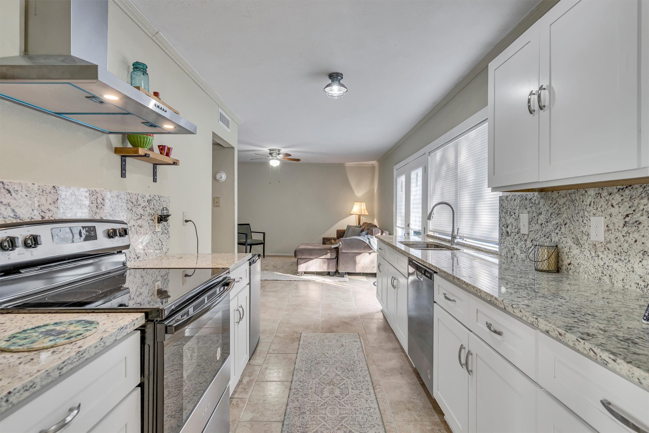 4829 ASH GLEN Lane, The Colony, TX, 75056