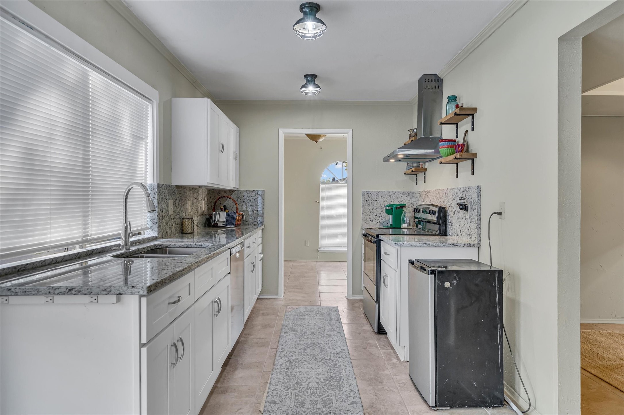 4829 ASH GLEN Lane, The Colony, TX, 75056