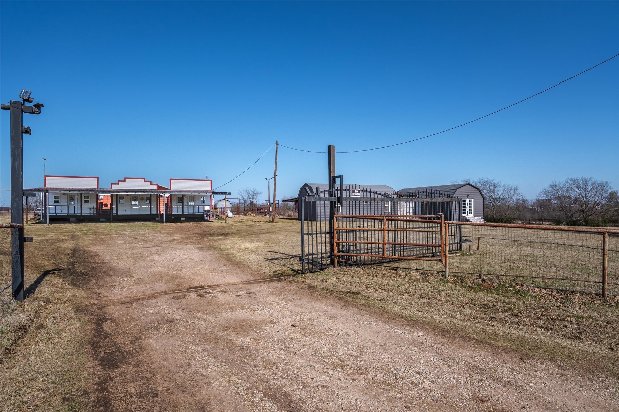 Property photo 02 of 622 Vz County Road 3424 Wills, Point, TX 75169 | MLS #20859007