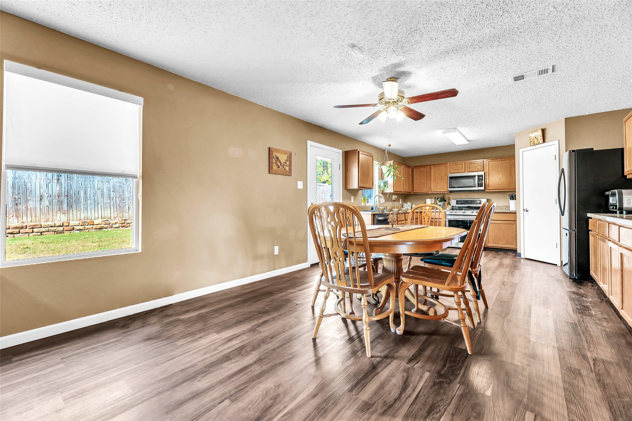 5237 Bedfordshire Drive, Fort Worth, TX, 76135