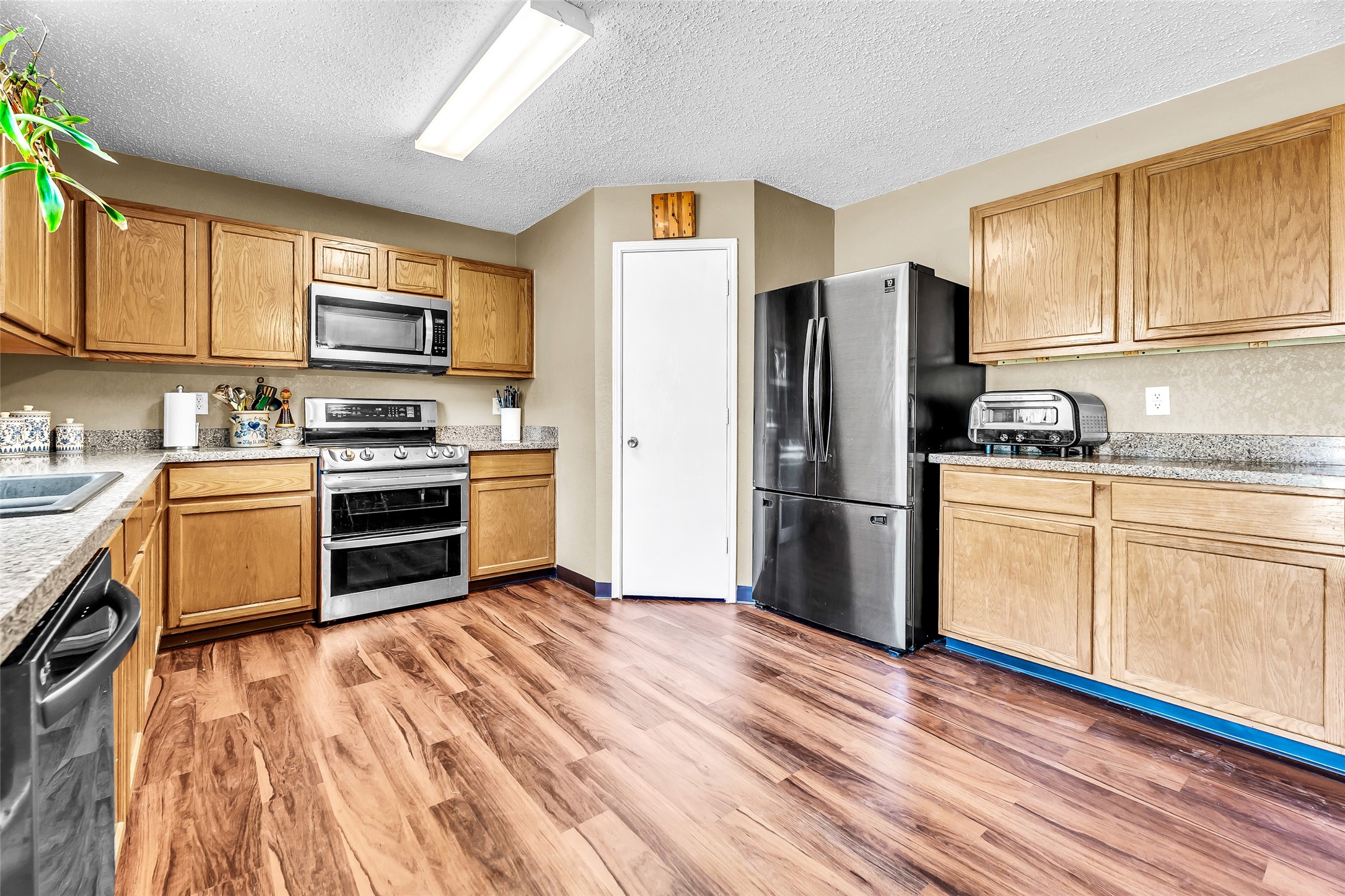 5237 Bedfordshire Drive, Fort Worth, TX, 76135
