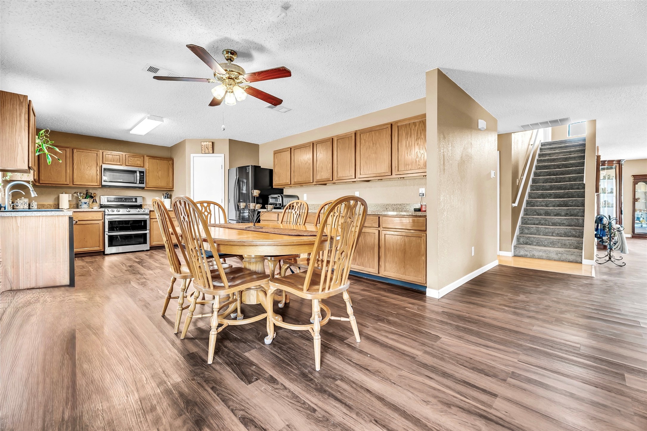 5237 Bedfordshire Drive, Fort Worth, TX, 76135