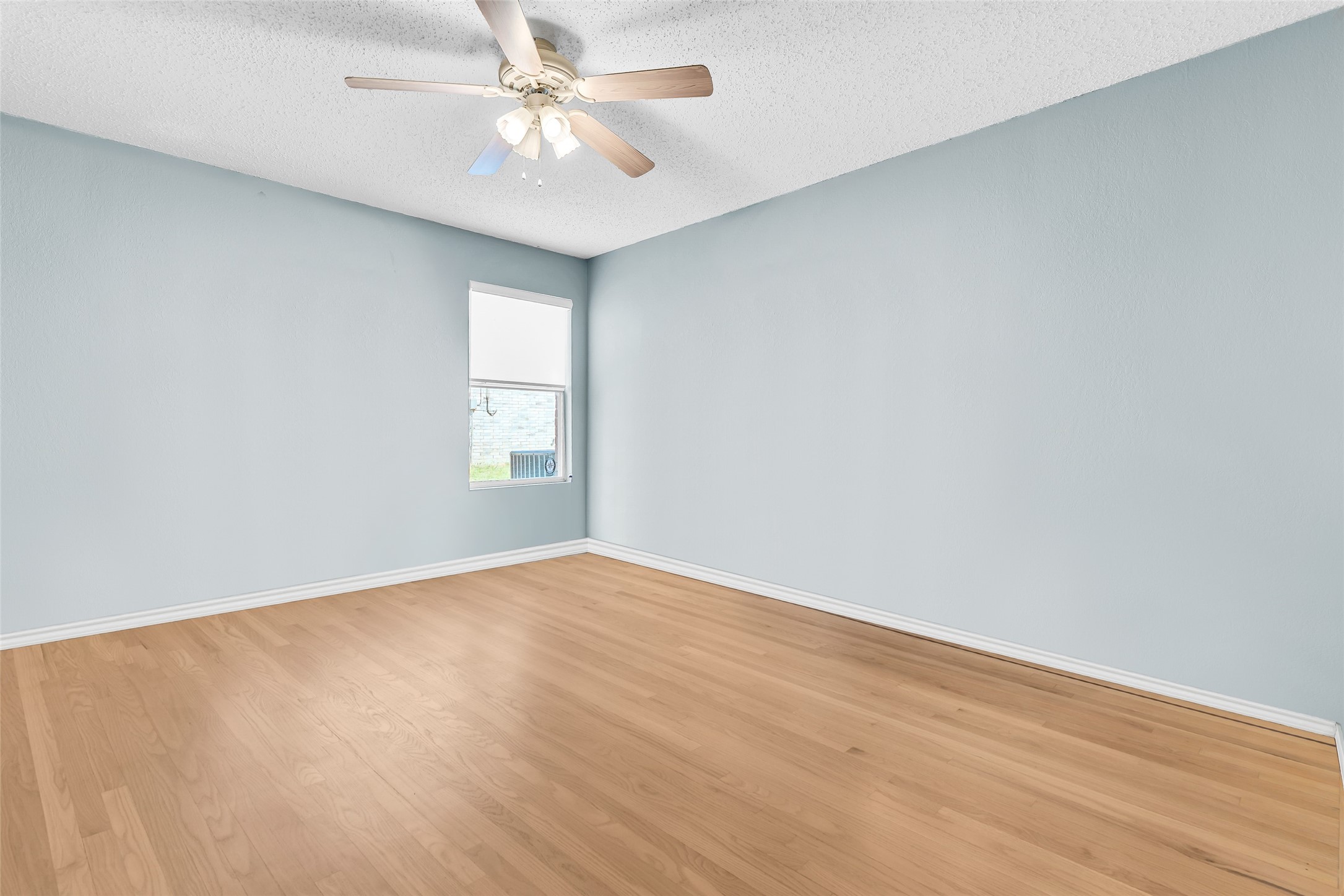 5237 Bedfordshire Drive, Fort Worth, TX, 76135
