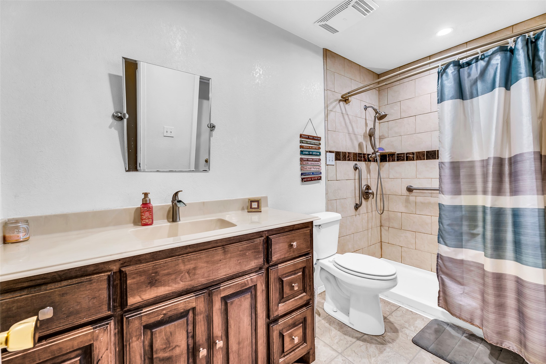 5237 Bedfordshire Drive, Fort Worth, TX, 76135