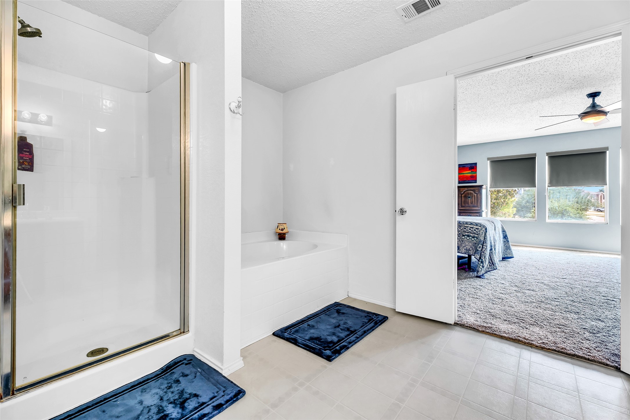 5237 Bedfordshire Drive, Fort Worth, TX, 76135