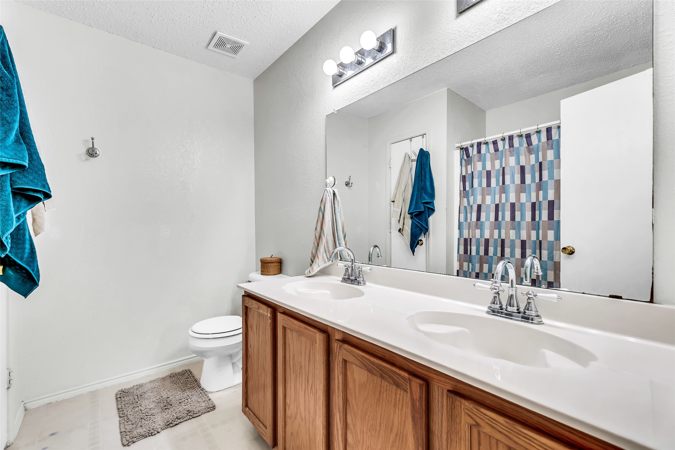 5237 Bedfordshire Drive, Fort Worth, TX, 76135