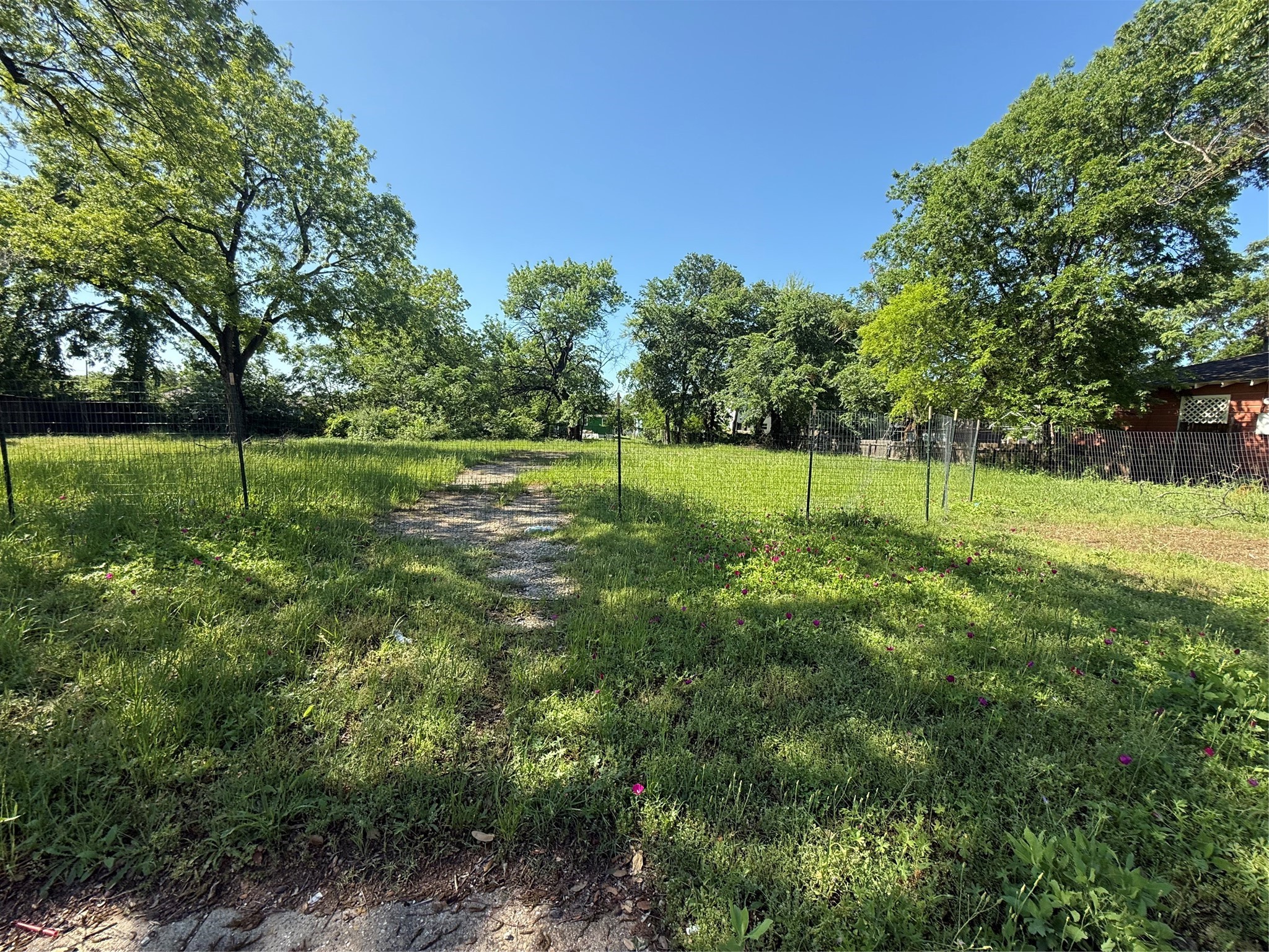 Property photo 01 of 1838 Akron Street, Dallas, TX 75212 | MLS #20902203