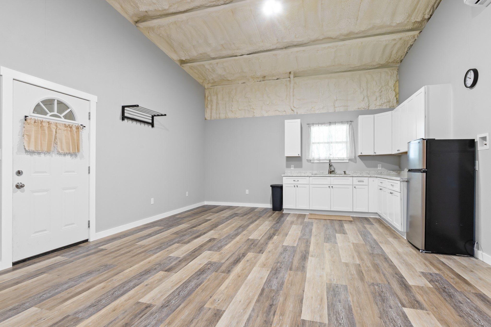 570 PR 42103, Evant, TX, 76525