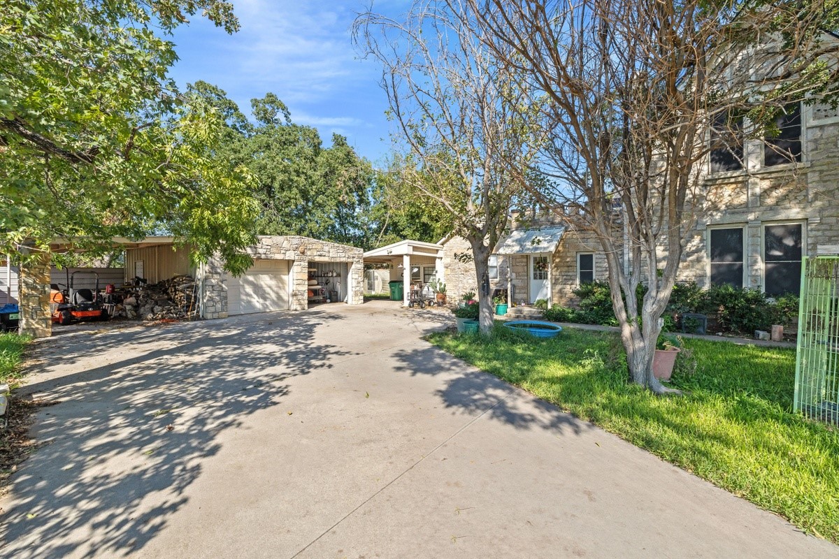 603 E College, Comanche, TX, 76442