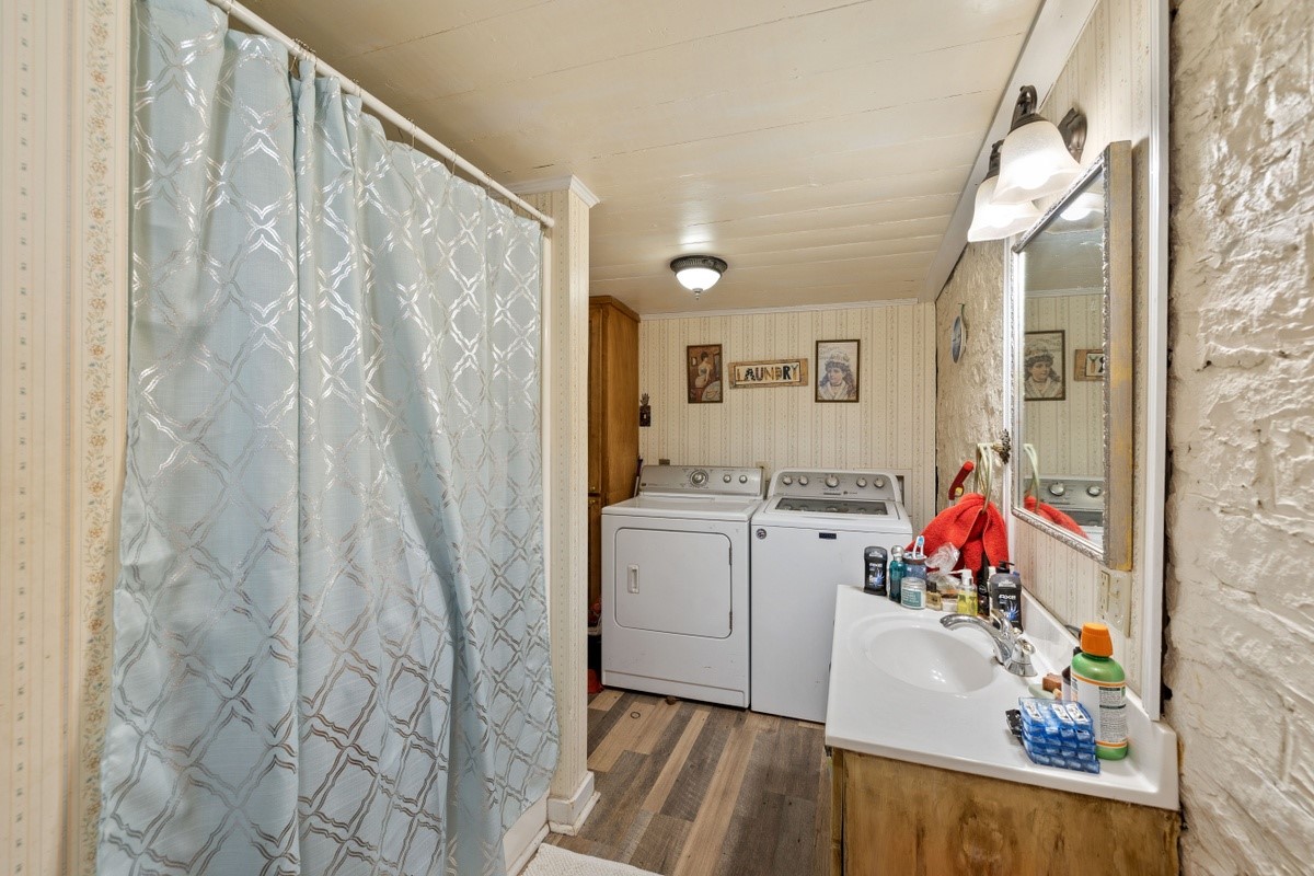 603 E College, Comanche, TX, 76442
