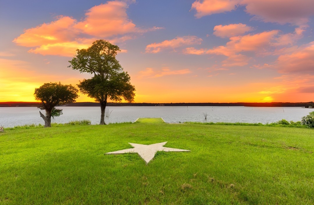Property photo 02 of 476 Private Road 7326, Emory, TX 75440 | MLS #20943568