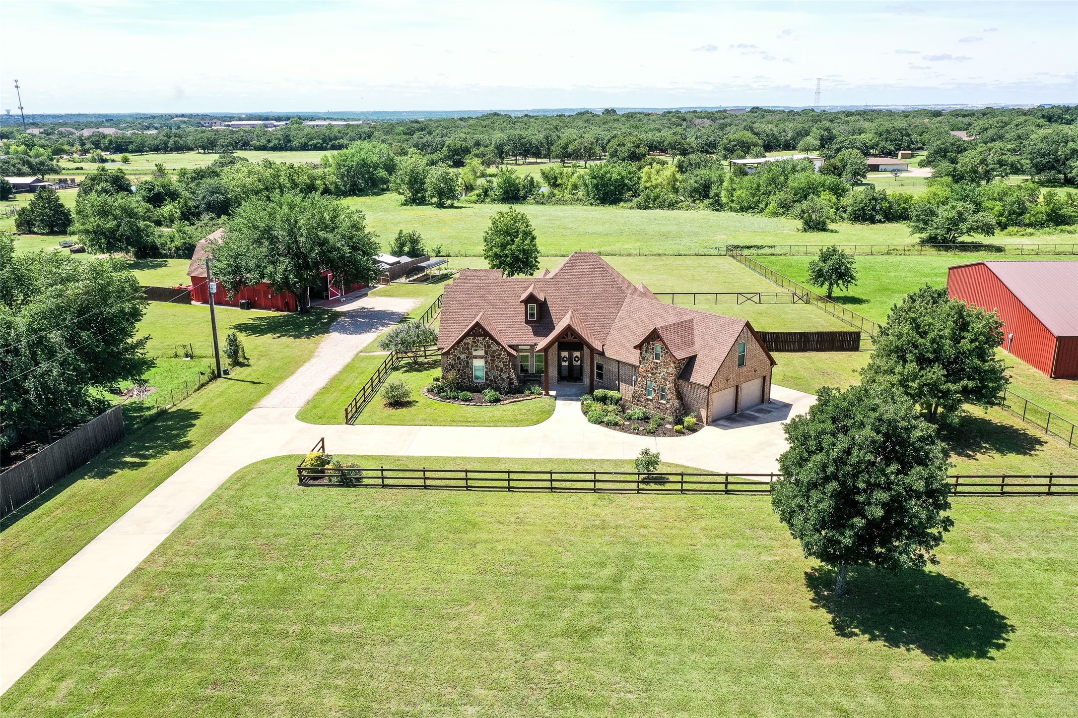 Property photo 01 of 245 W Fm 407, Argyle, TX 76226 | MLS #20951905