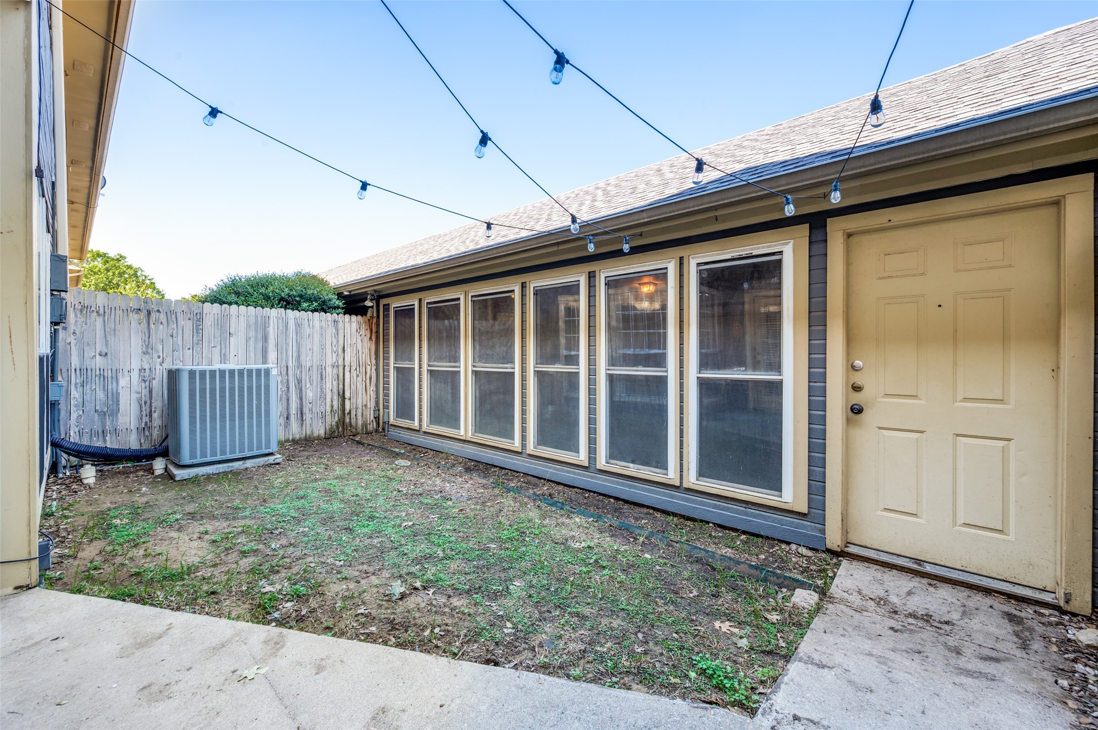 148 Cobblestone Row, Denton, TX, 76207
