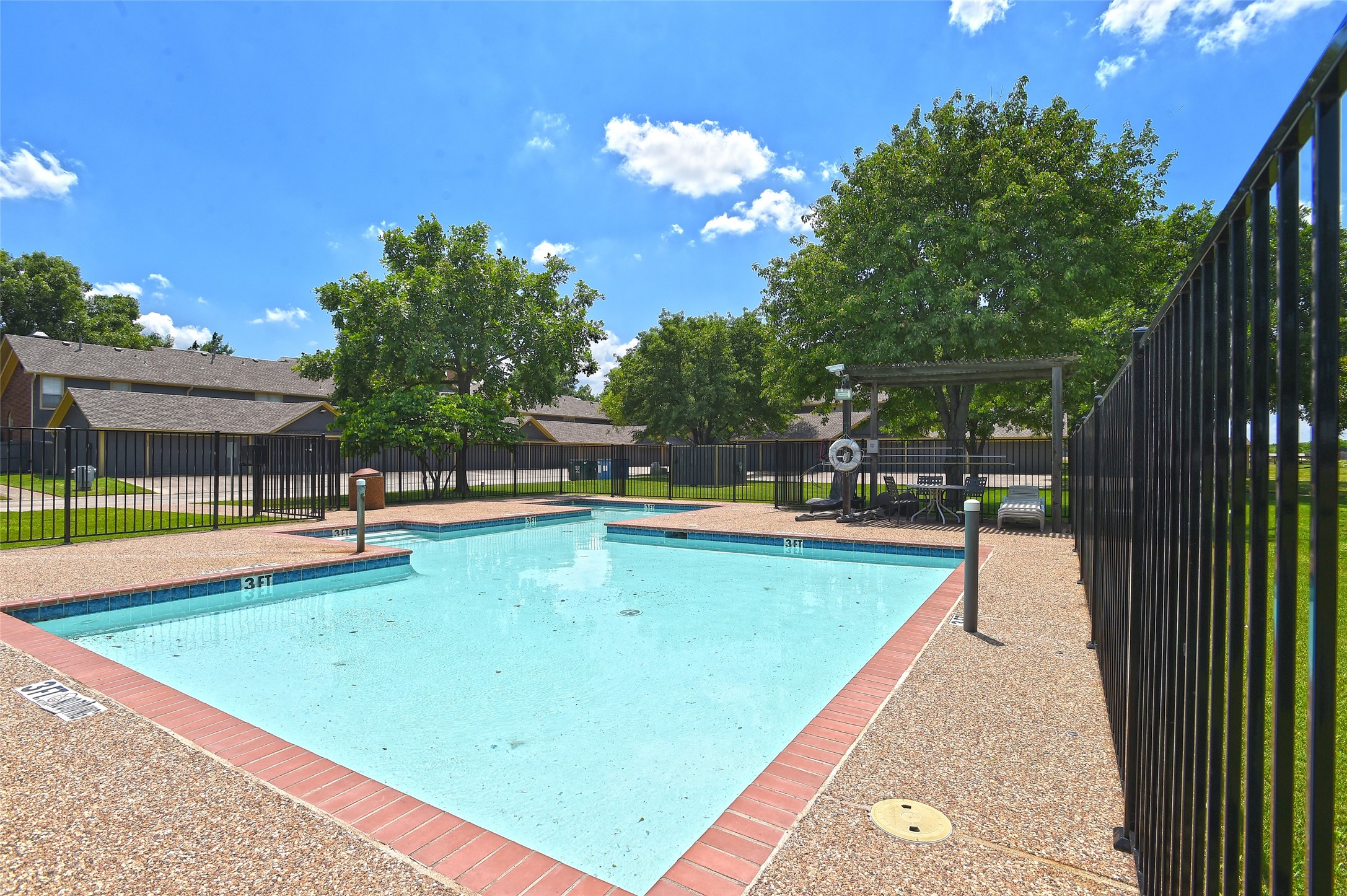 148 Cobblestone Row, Denton, TX, 76207