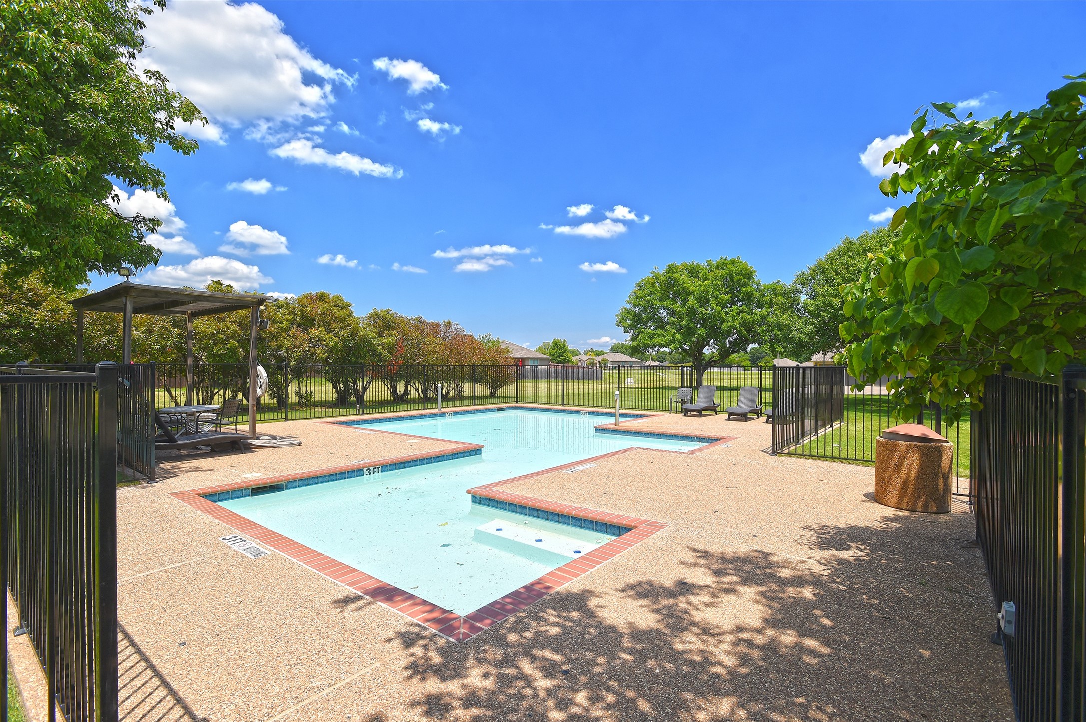 148 Cobblestone Row, Denton, TX, 76207