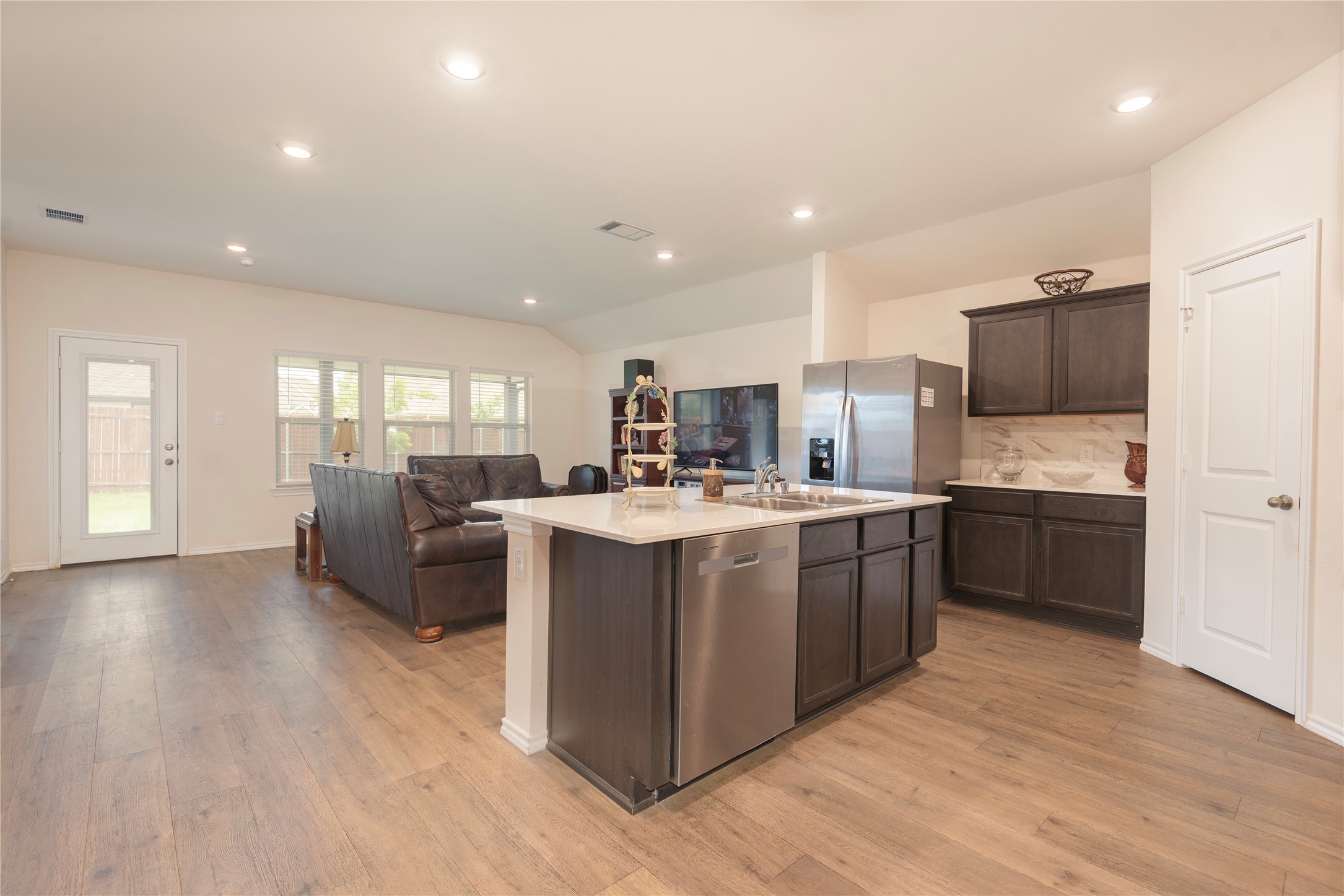 723 Primrose Lane, Pilot Point, TX, 76258