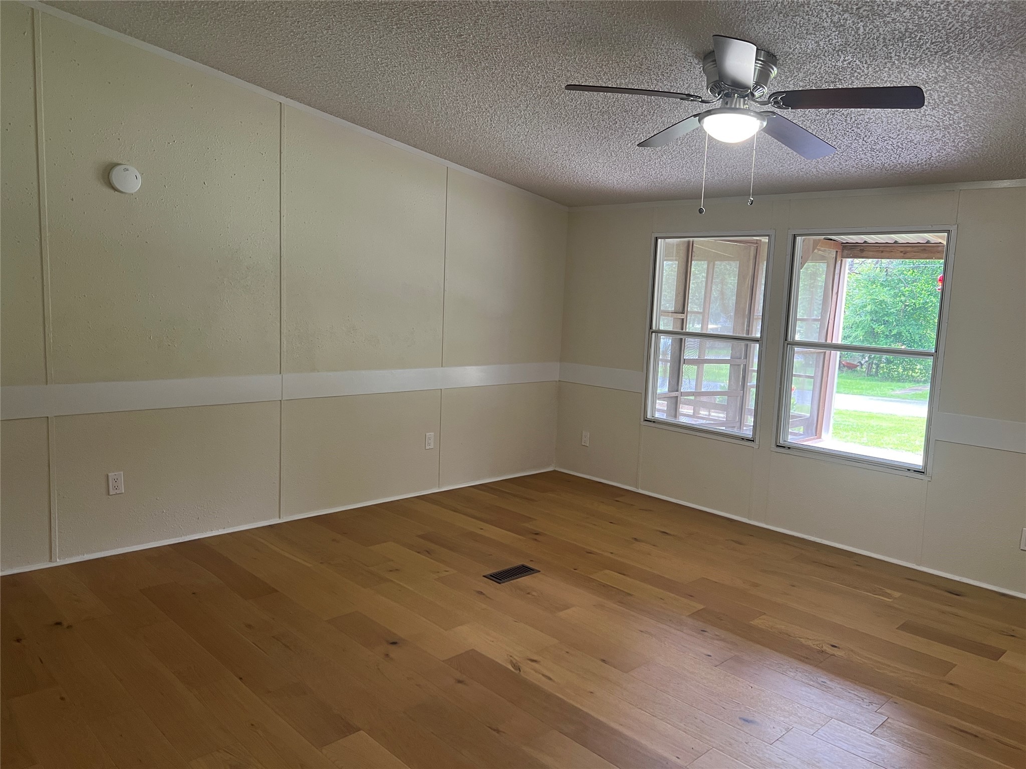 9160 Grape Avenue, Frankston, TX, 75763