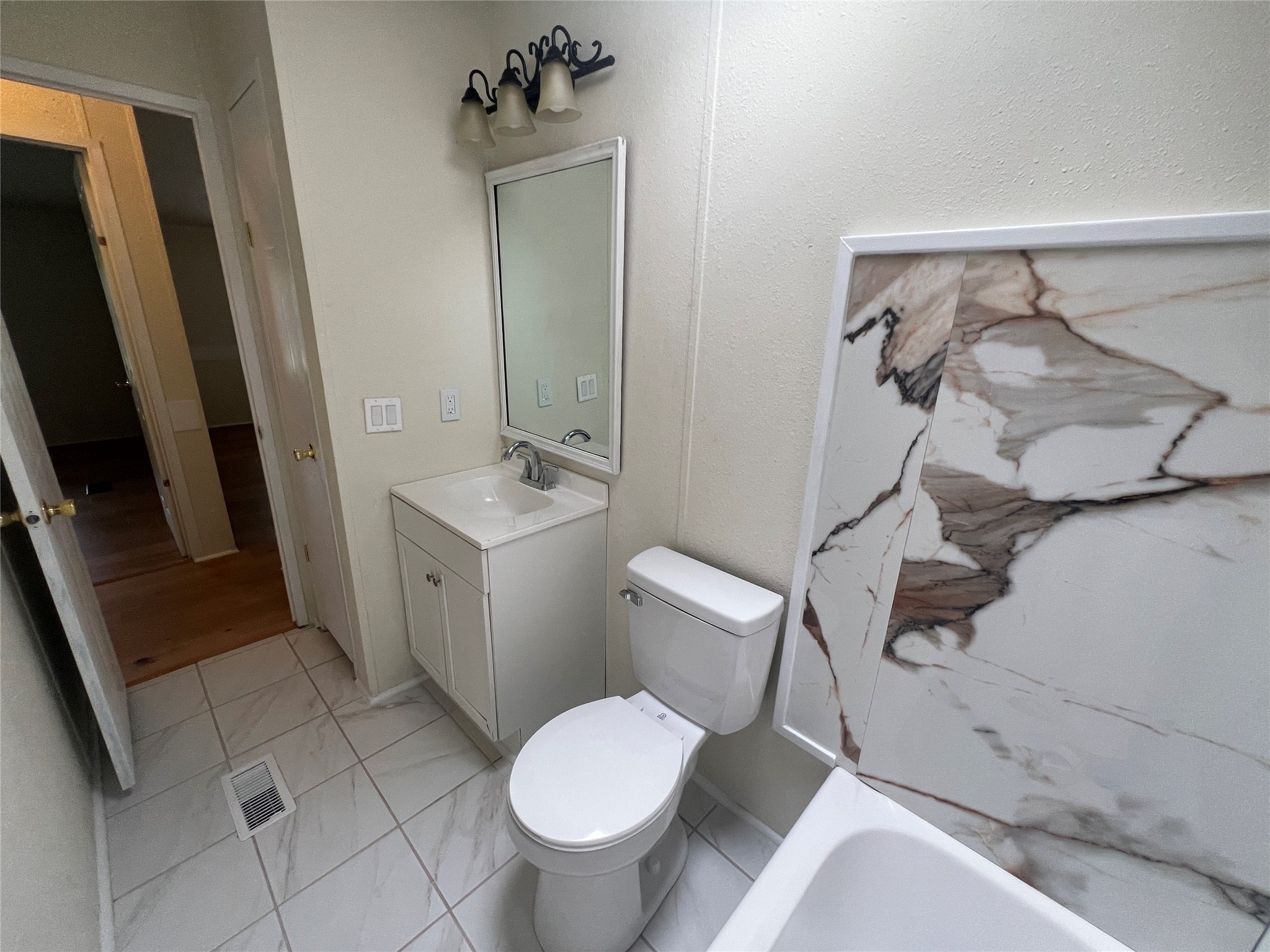9160 Grape Avenue, Frankston, TX, 75763