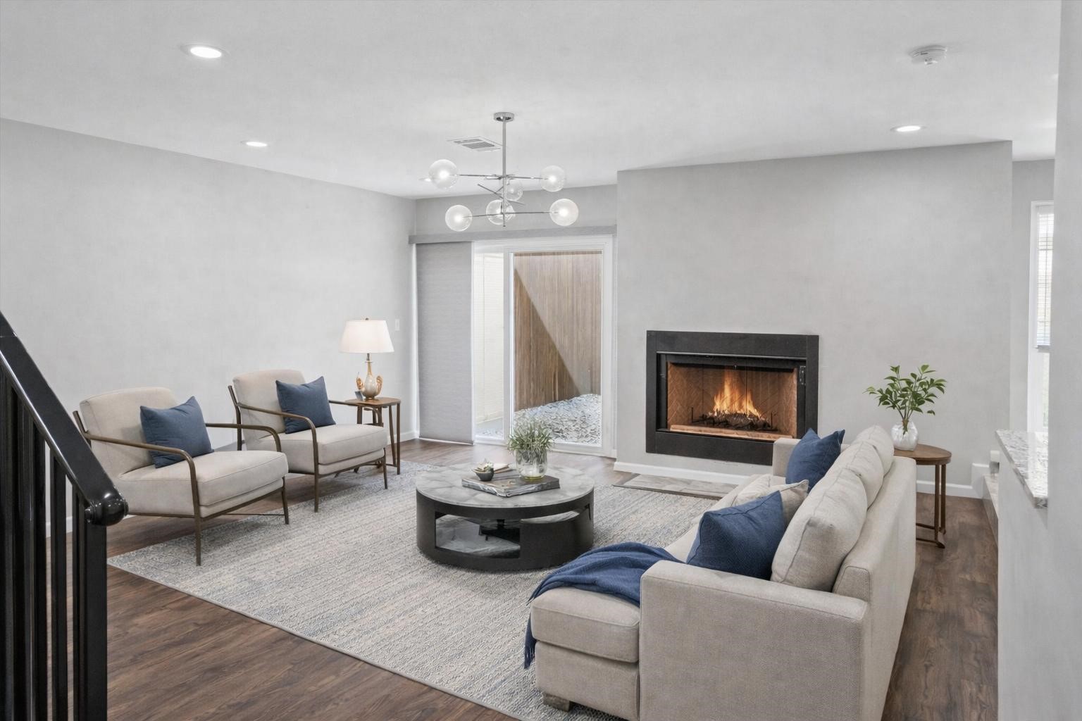 Property photo 01 of 9228 Flickering Shadow Drive, Dallas, TX 75243 | MLS #20982918
