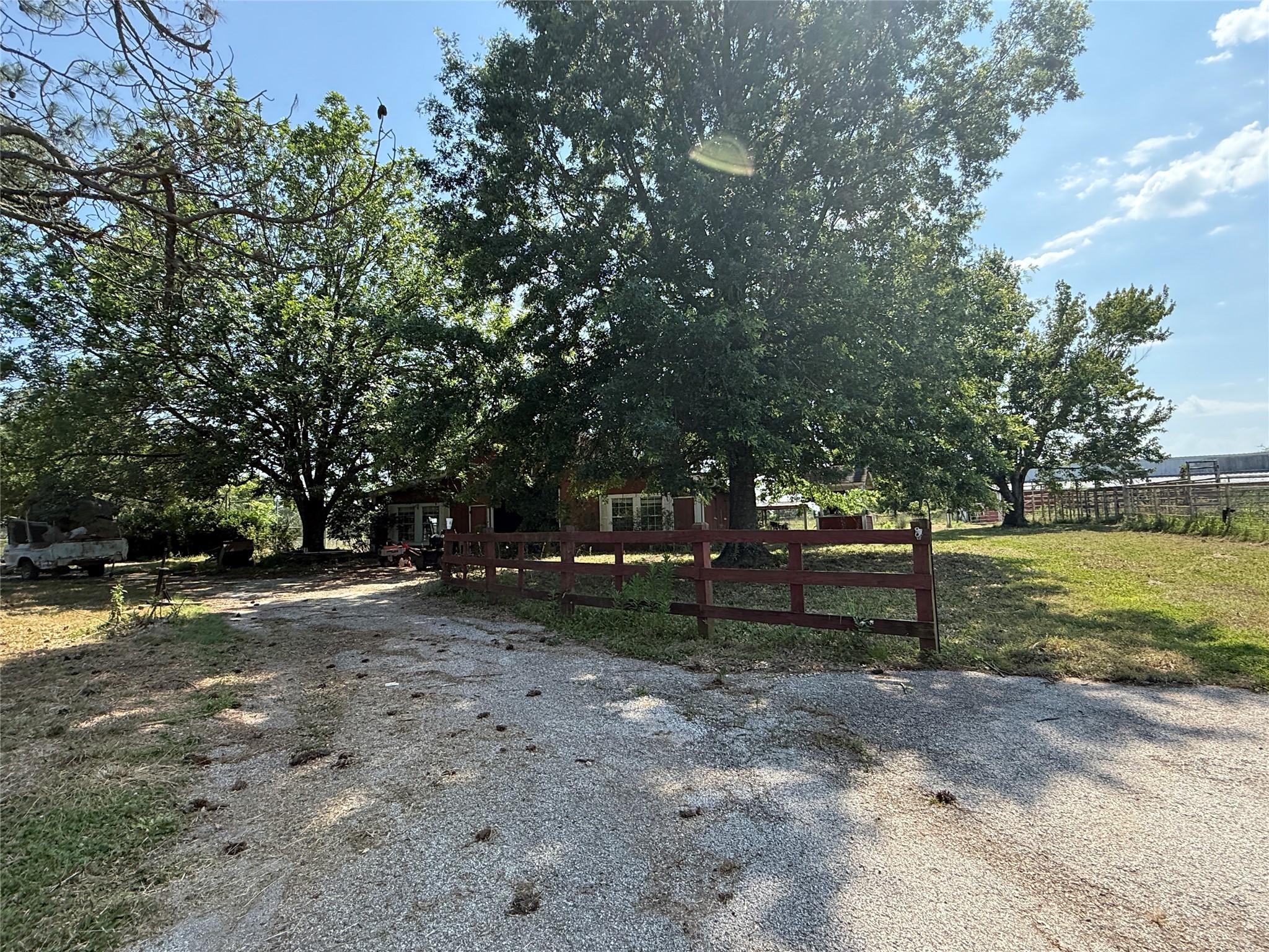 Property photo 04 of 1708 S US Highway 69, Mineola, TX 75773 | MLS #20989907
