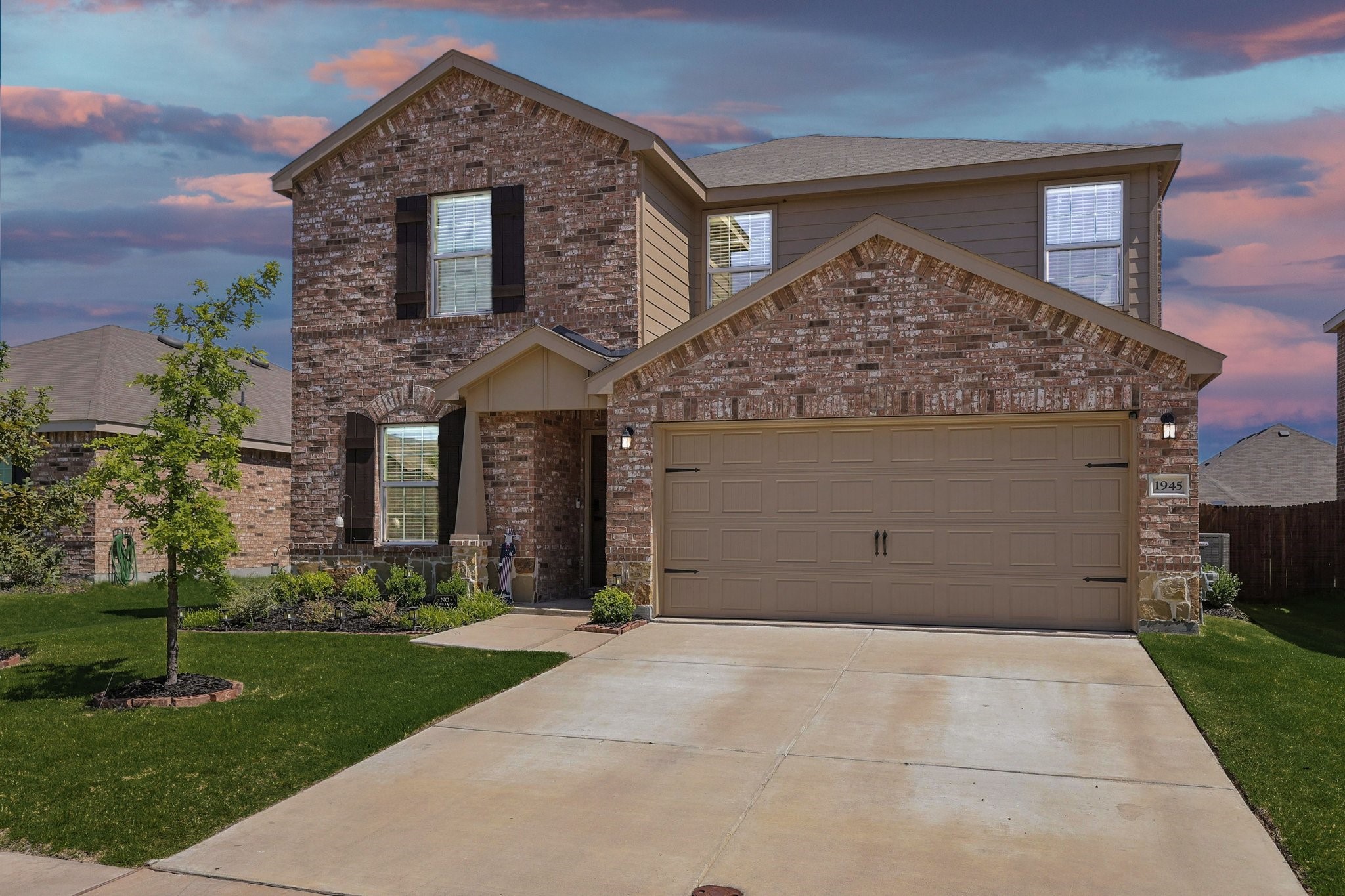 Property photo 01 of 1945 Huisache Street, Royse City, TX 75189 | MLS #20989968
