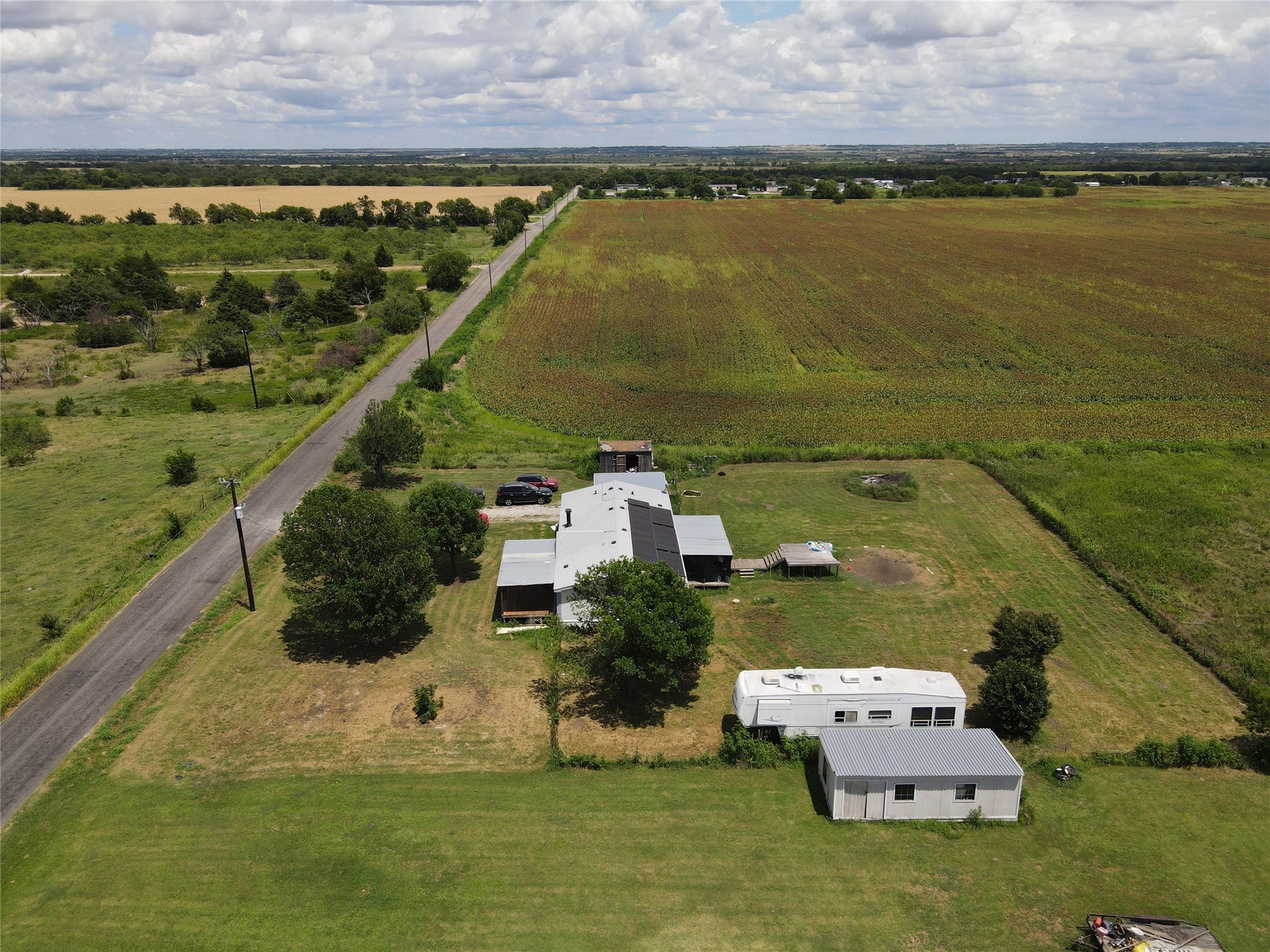 Property photo 02 of 15962 Fritcher Road Pilot, Point, TX 76258 | MLS #20999322