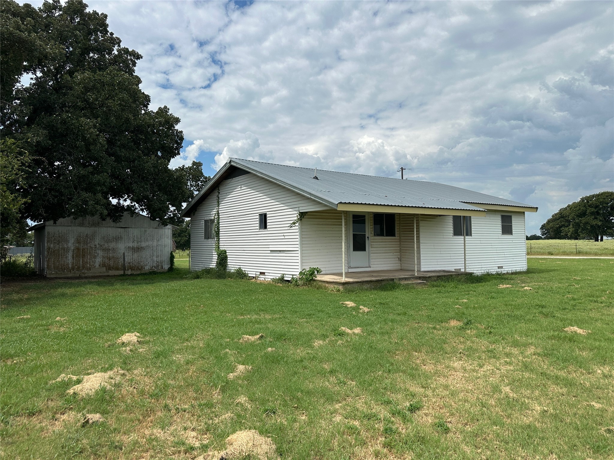 Property photo 02 of 5401 Tx-36, Comanche, TX 76442 | MLS #21006854