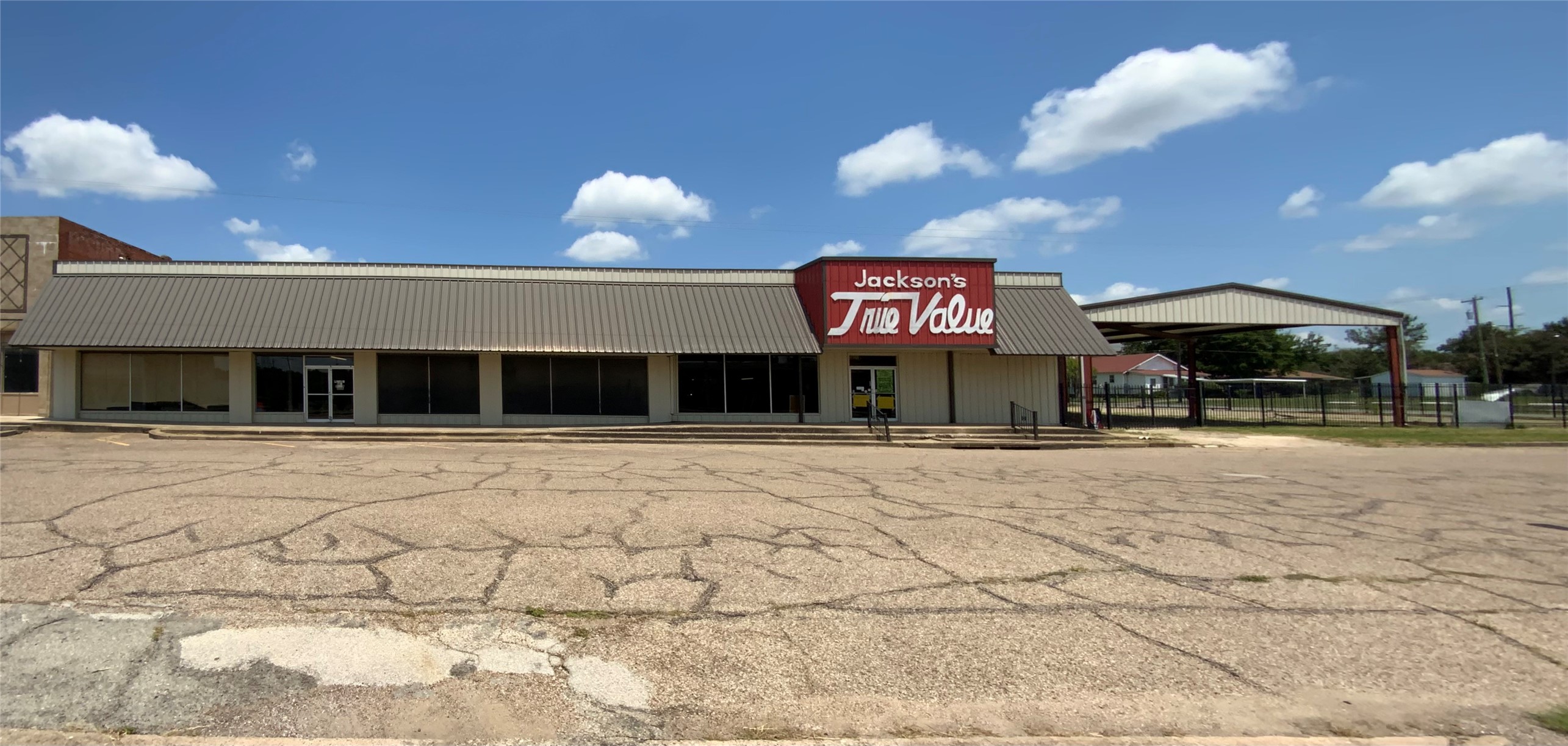 Property photo 01 of MLS #21010111 | MLS #21010111