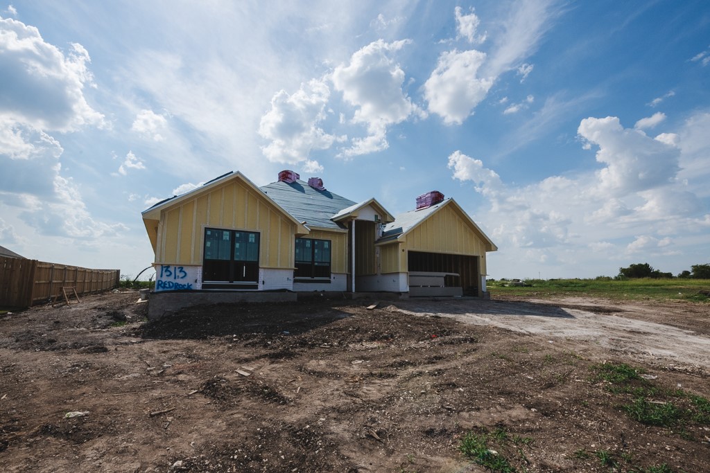 1313 Red Rock Road, Hewitt, TX, 76643