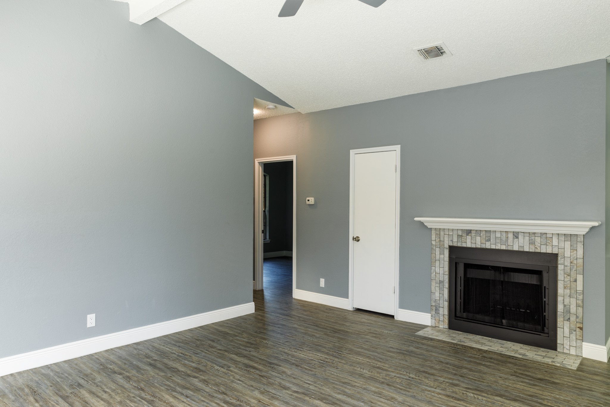 1129 Sandalwood Lane, Desoto, TX, 75115