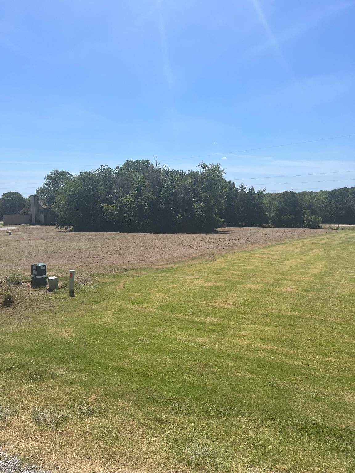 Property photo 01 of 37 Hanna Cove Drive, Denison, TX 75020 | MLS #21019494