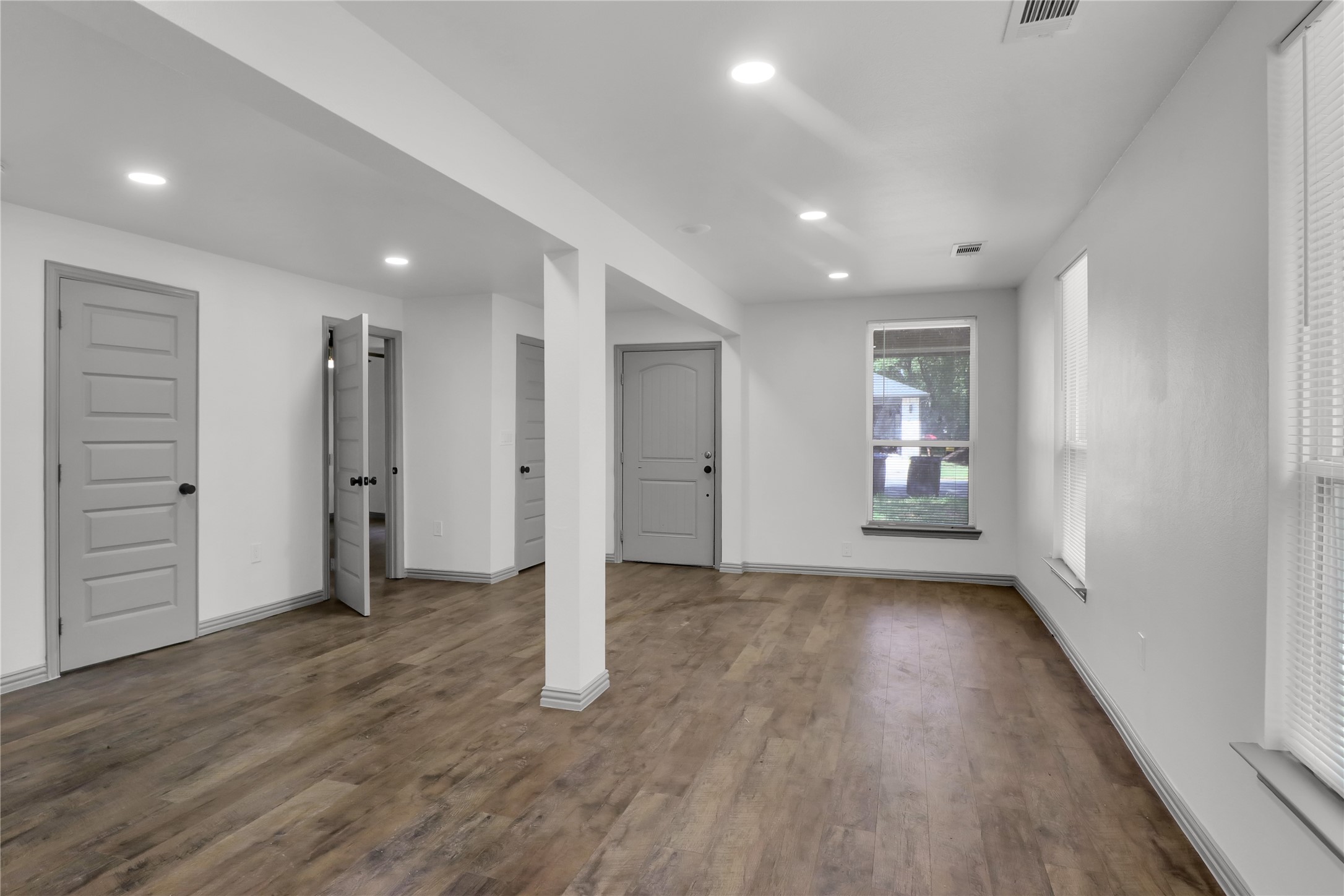 411 Euclid Street, Cleburne, TX, 76033