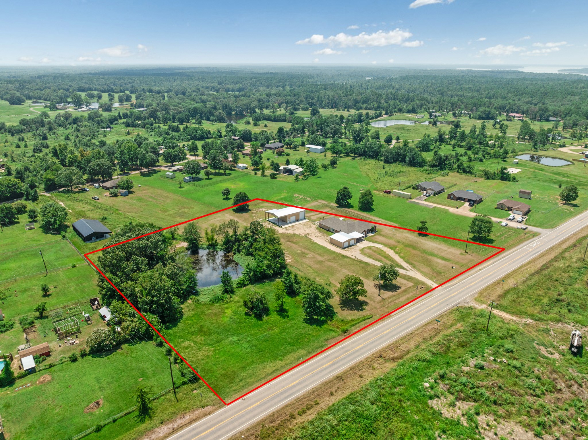 201 W Fm 906, Powderly, TX, 75473