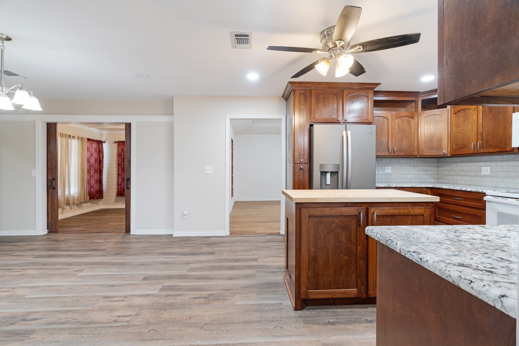 201 W Fm 906, Powderly, TX, 75473