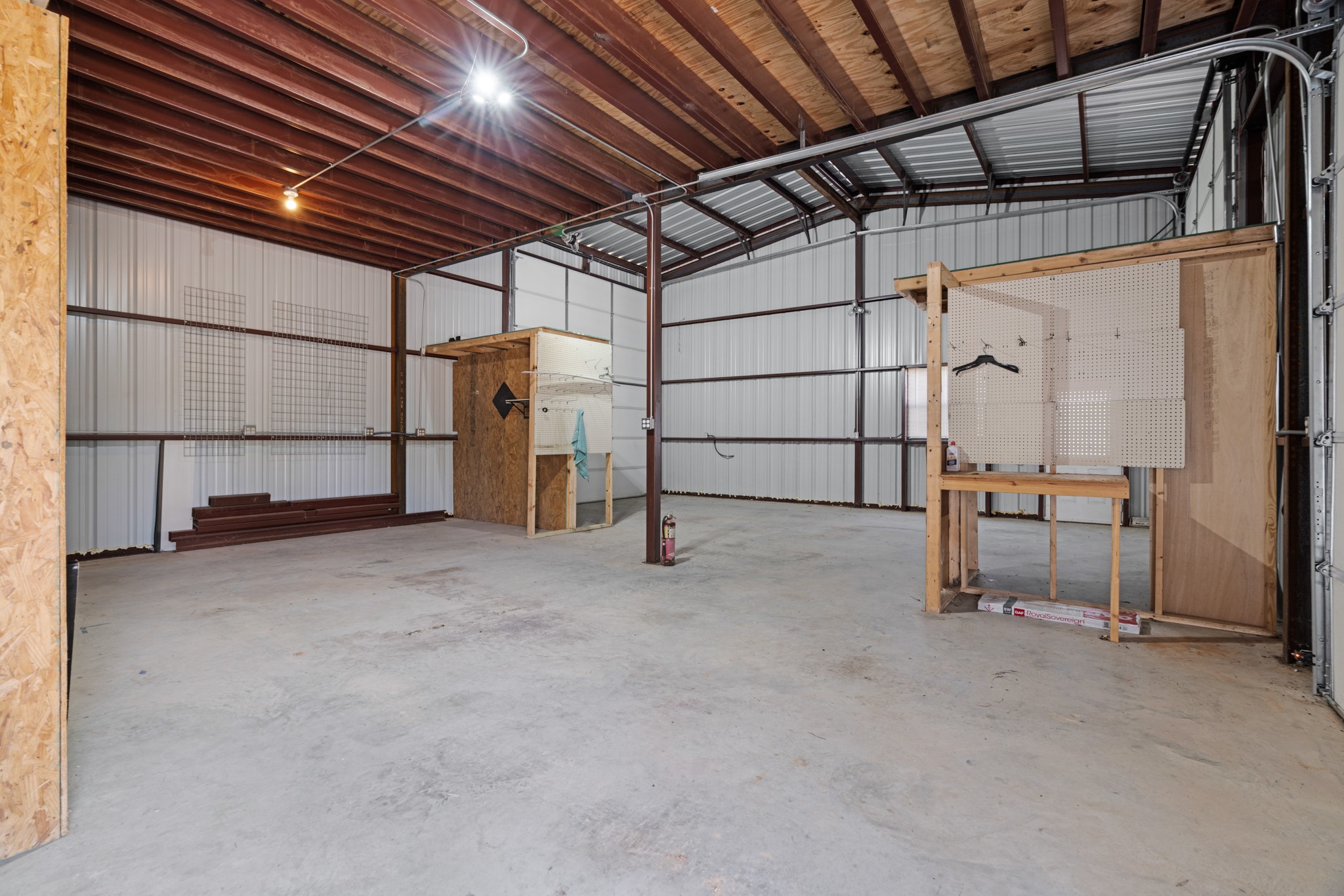201 W Fm 906, Powderly, TX, 75473